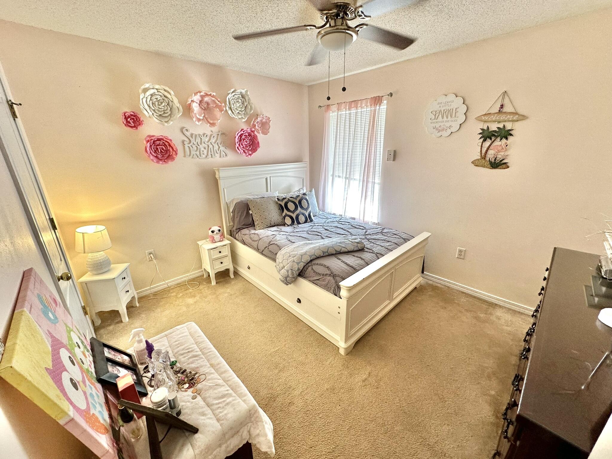 PARADISE RETREAT - Residential