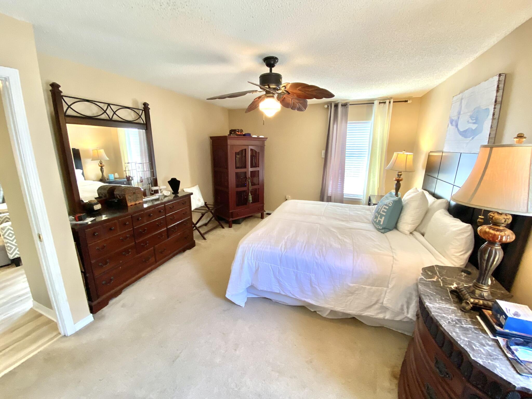 PARADISE RETREAT - Residential
