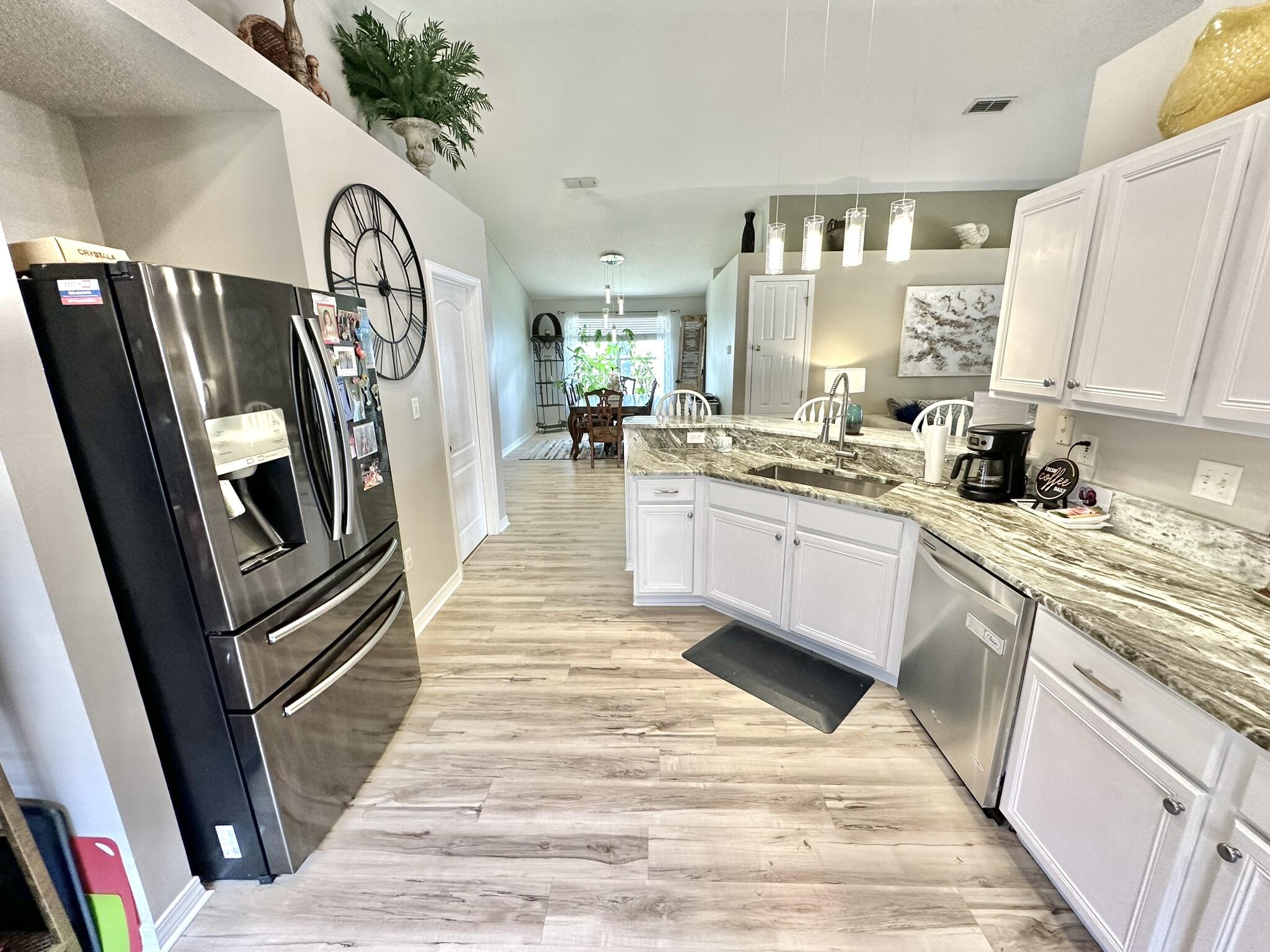 PARADISE RETREAT - Residential