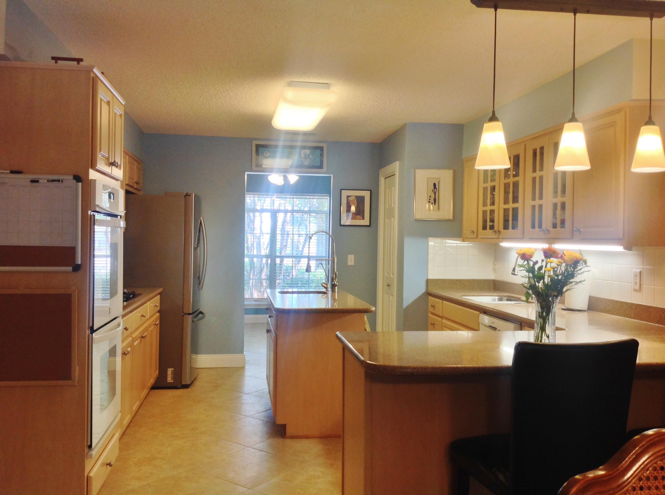 BRISTOL VILLAGE RAINTREE ESTATES - Residential