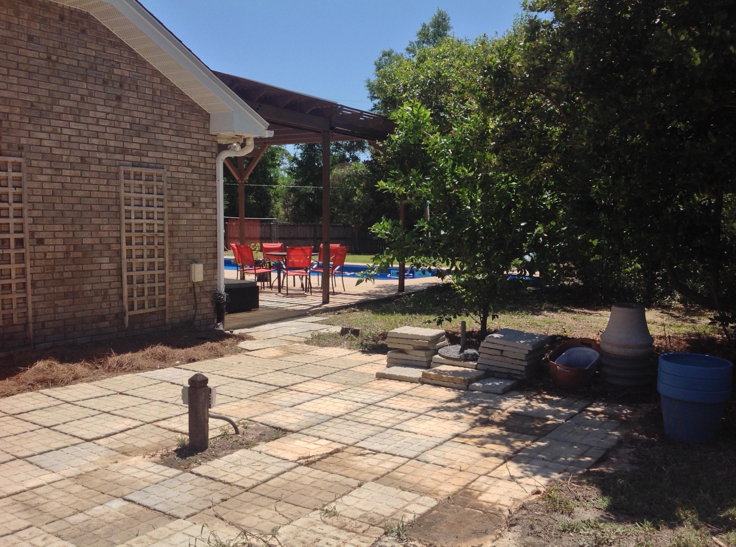 BRISTOL VILLAGE RAINTREE ESTATES - Residential