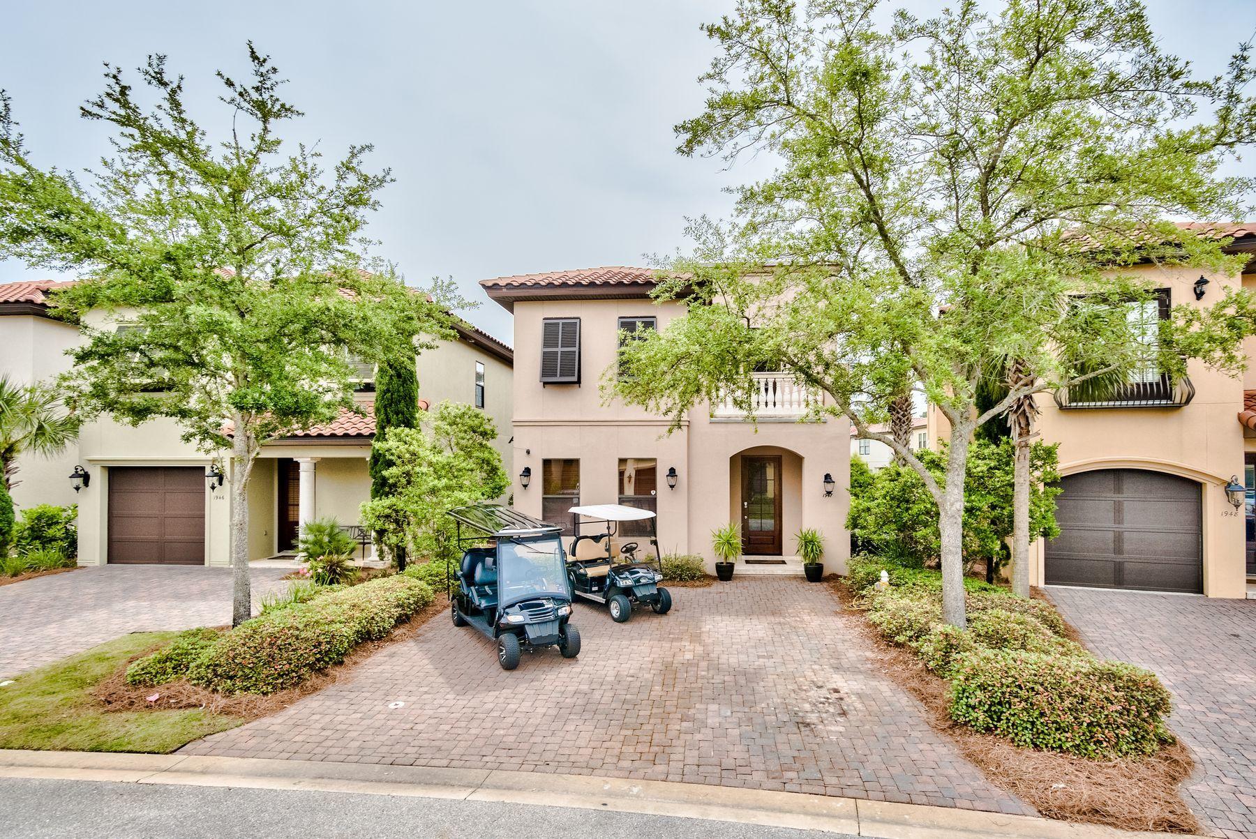VILLA LAGO - Residential
