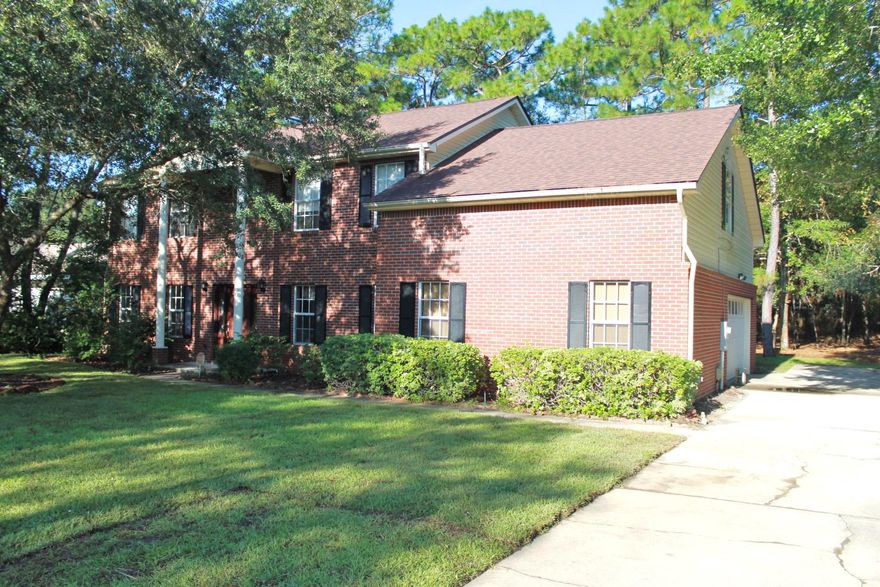 MOTIVATED SELLERS!!! Exquisite 4 bedroom, 3.5 bath home with 9 foot ceilings and bonus room located in the highly desirable Huntington Subdivision. This home features a formal dining room, formal living room, family room and a HUGE bonus room above the garage, which can be used as a media room, play room or exercise room. The kitchen has been completely renovated with granite counter tops, new cabinets and stainless appliances and stainless sink. The roof was replaced in 2014, New Sod, New A/C system, New stairs, New bathroom fixtures and light fixtures, New carpeting throughout and double pane windows. The large and private backyard is complemented with mature trees and a privacy fence and is large enough to accommodate a pool. Home is priced well below comps and is a must see!!