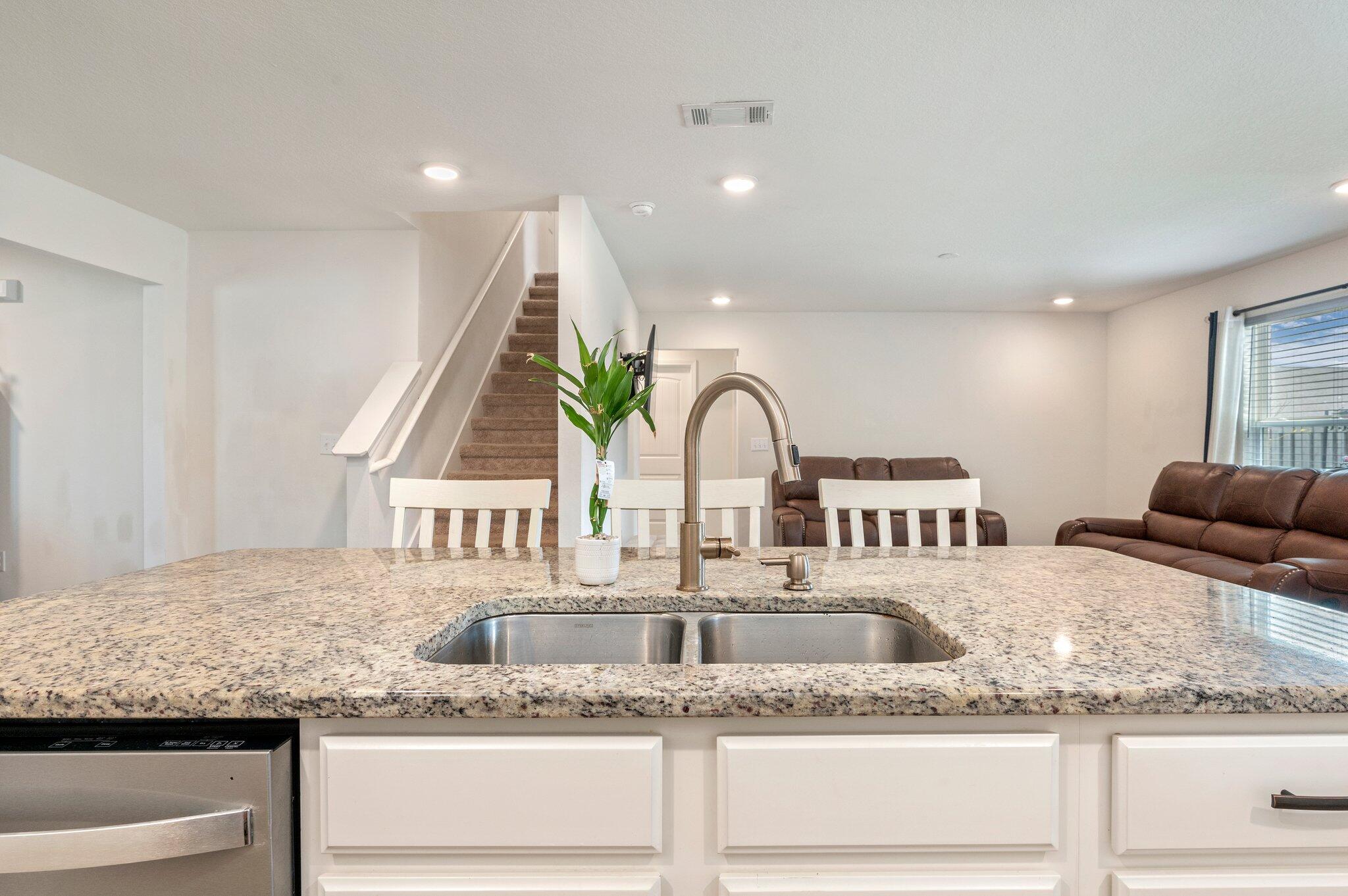 Redstone Commons - Residential