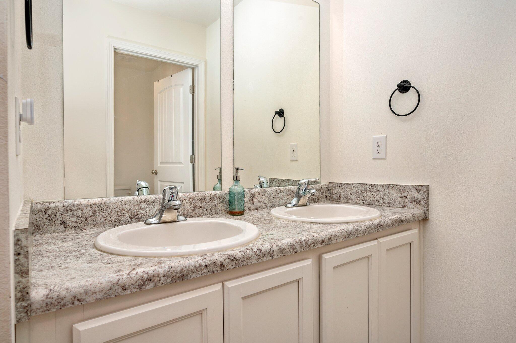 Redstone Commons - Residential