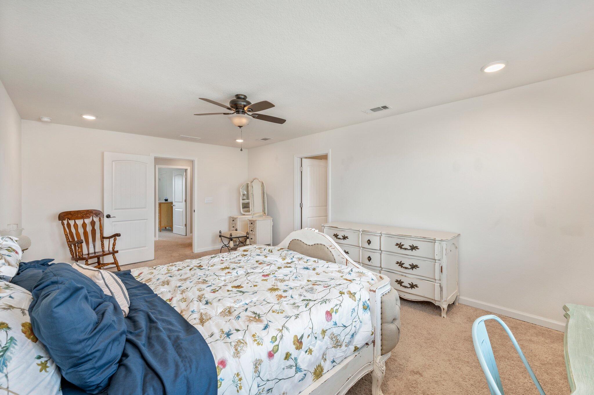 Redstone Commons - Residential