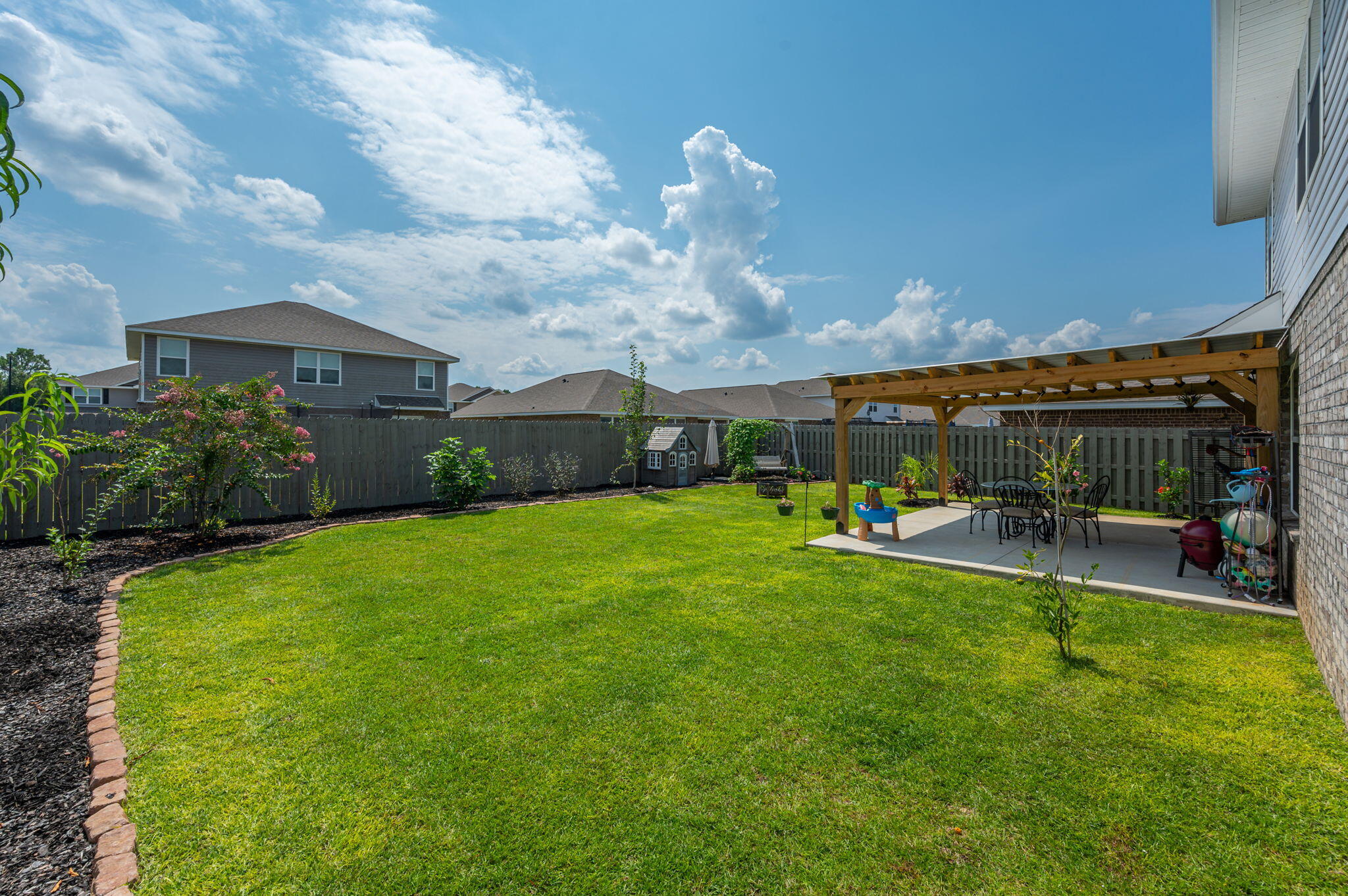 Redstone Commons - Residential