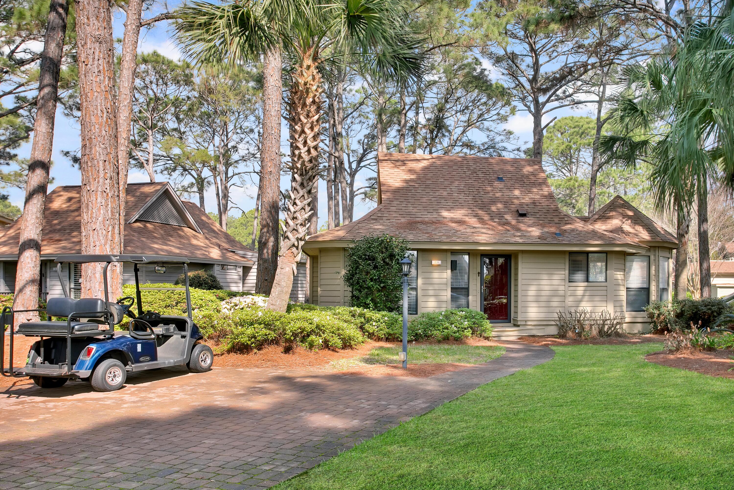 FAIRWAYS AT SANDESTIN - Residential