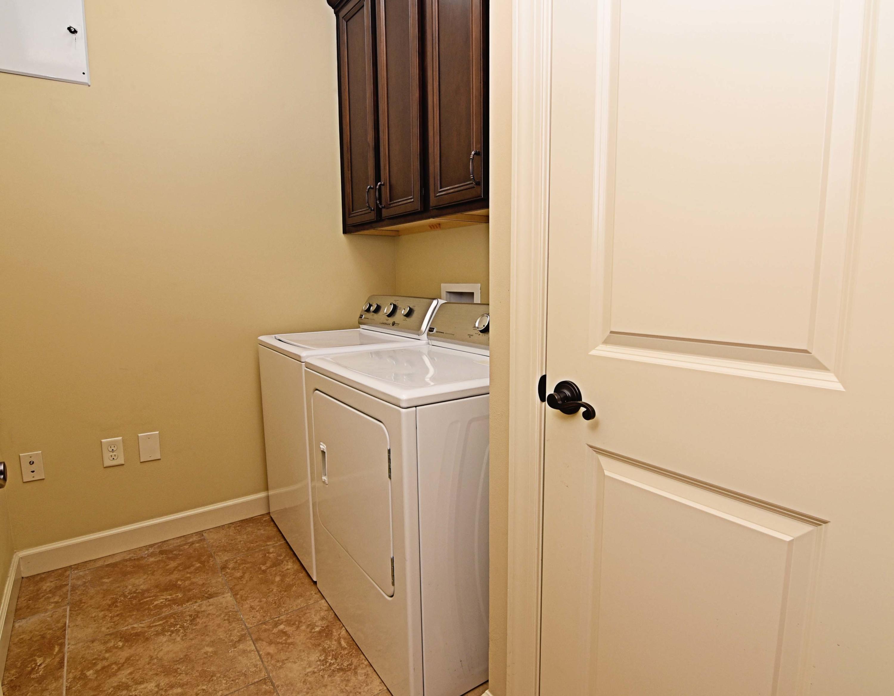 ARROWHEAD ESTATES - Residential