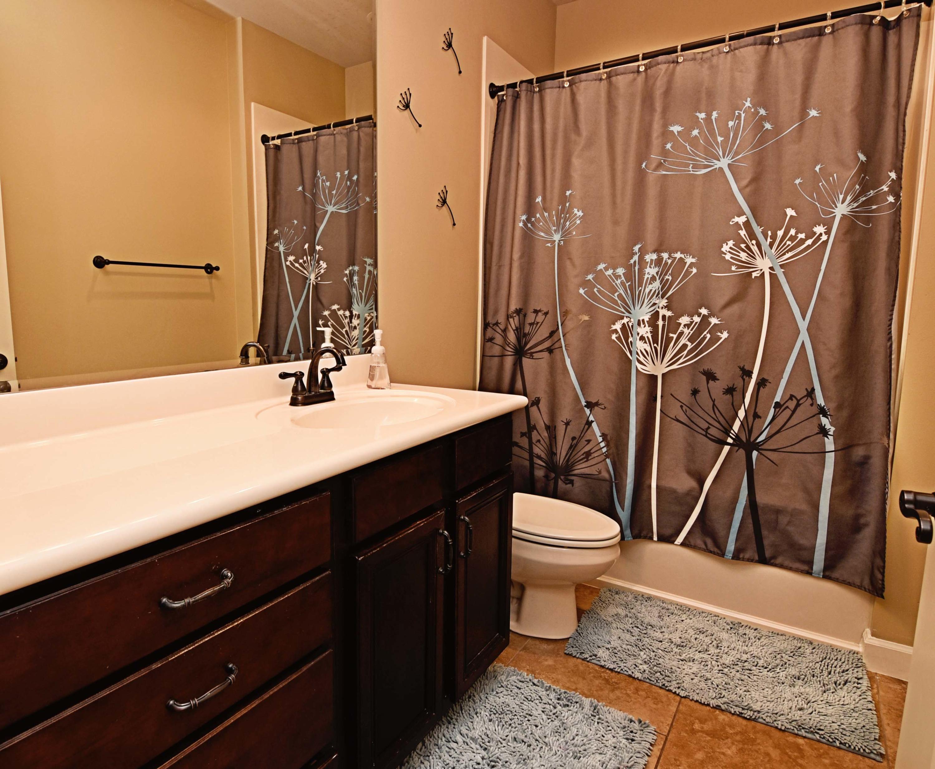 ARROWHEAD ESTATES - Residential