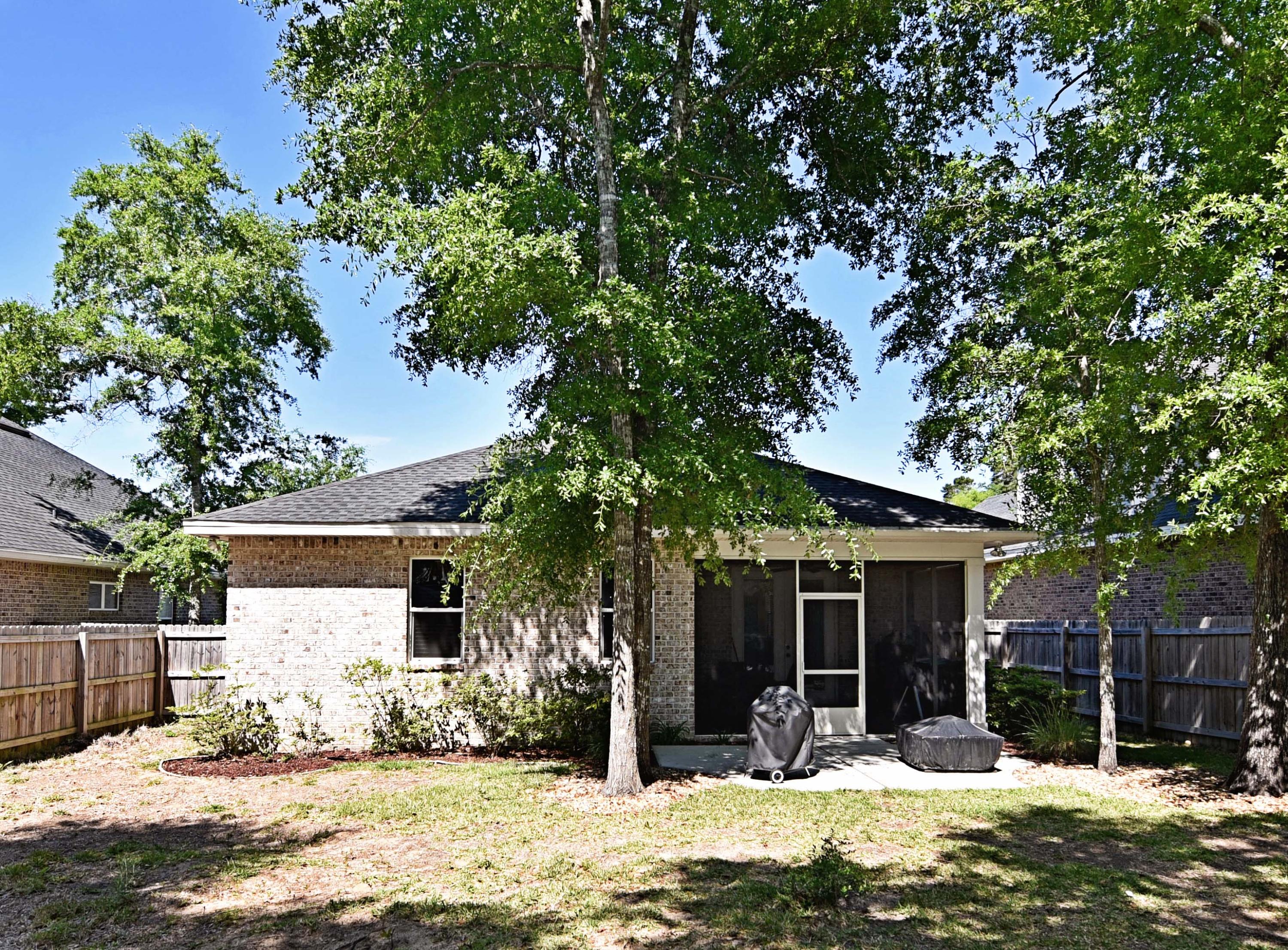 ARROWHEAD ESTATES - Residential