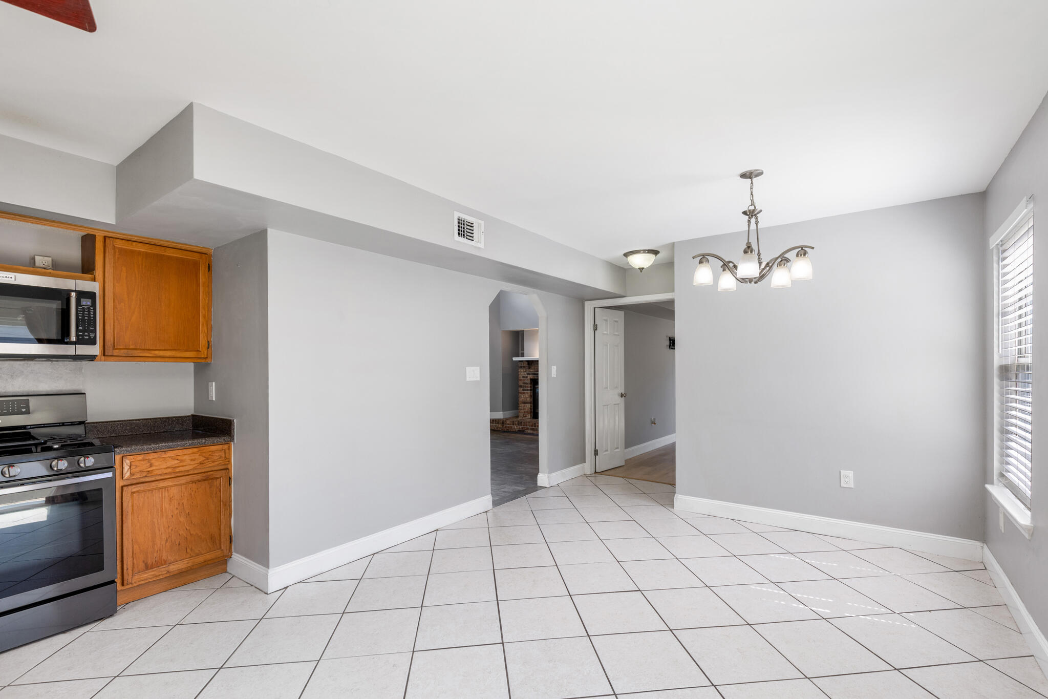 CANTERBURY WOODS - Residential