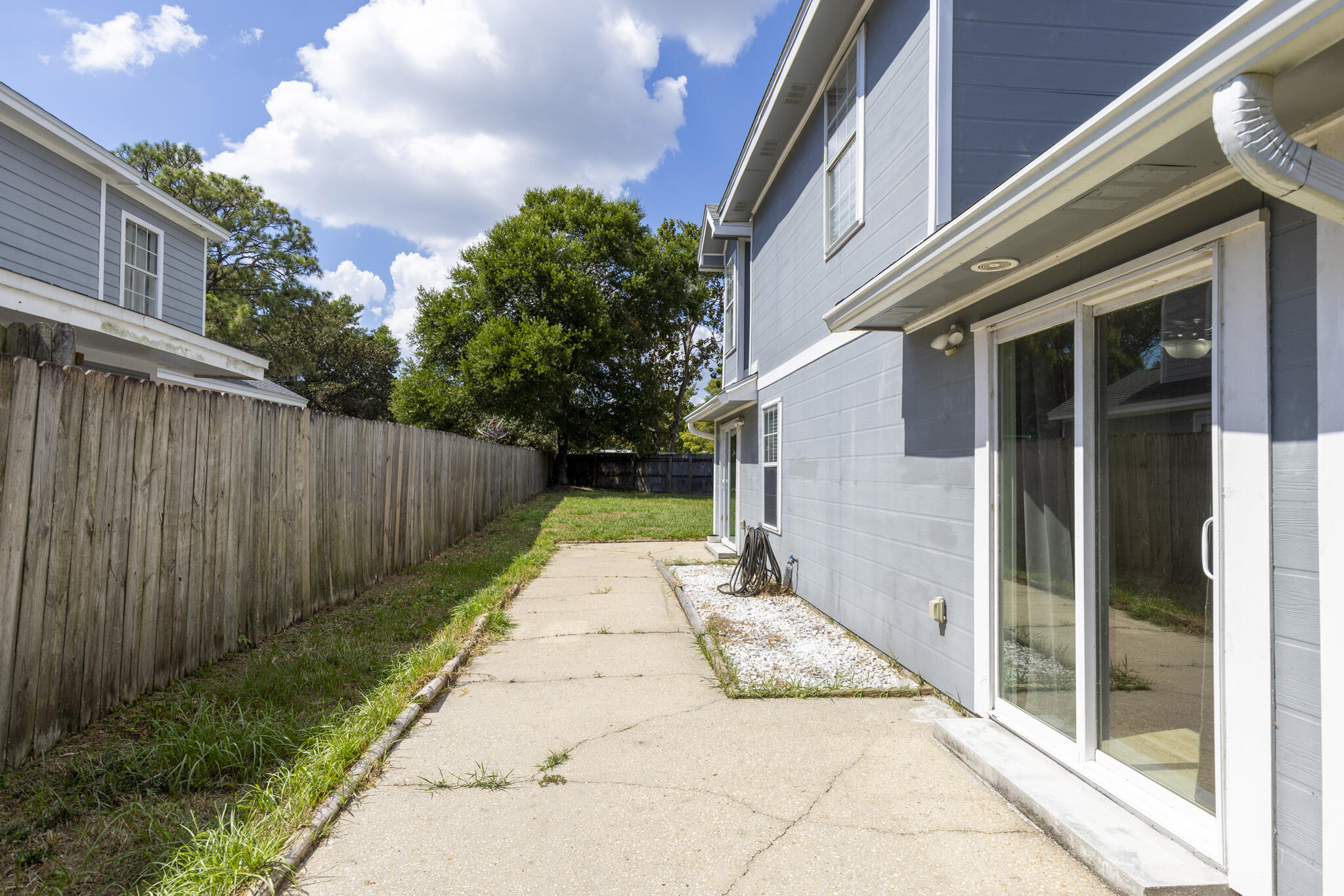 CANTERBURY WOODS - Residential