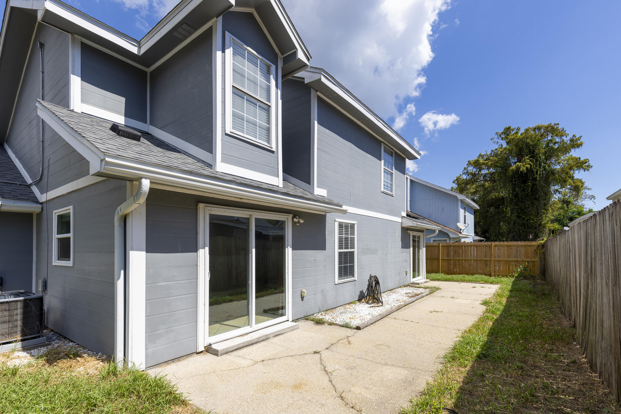CANTERBURY WOODS - Residential