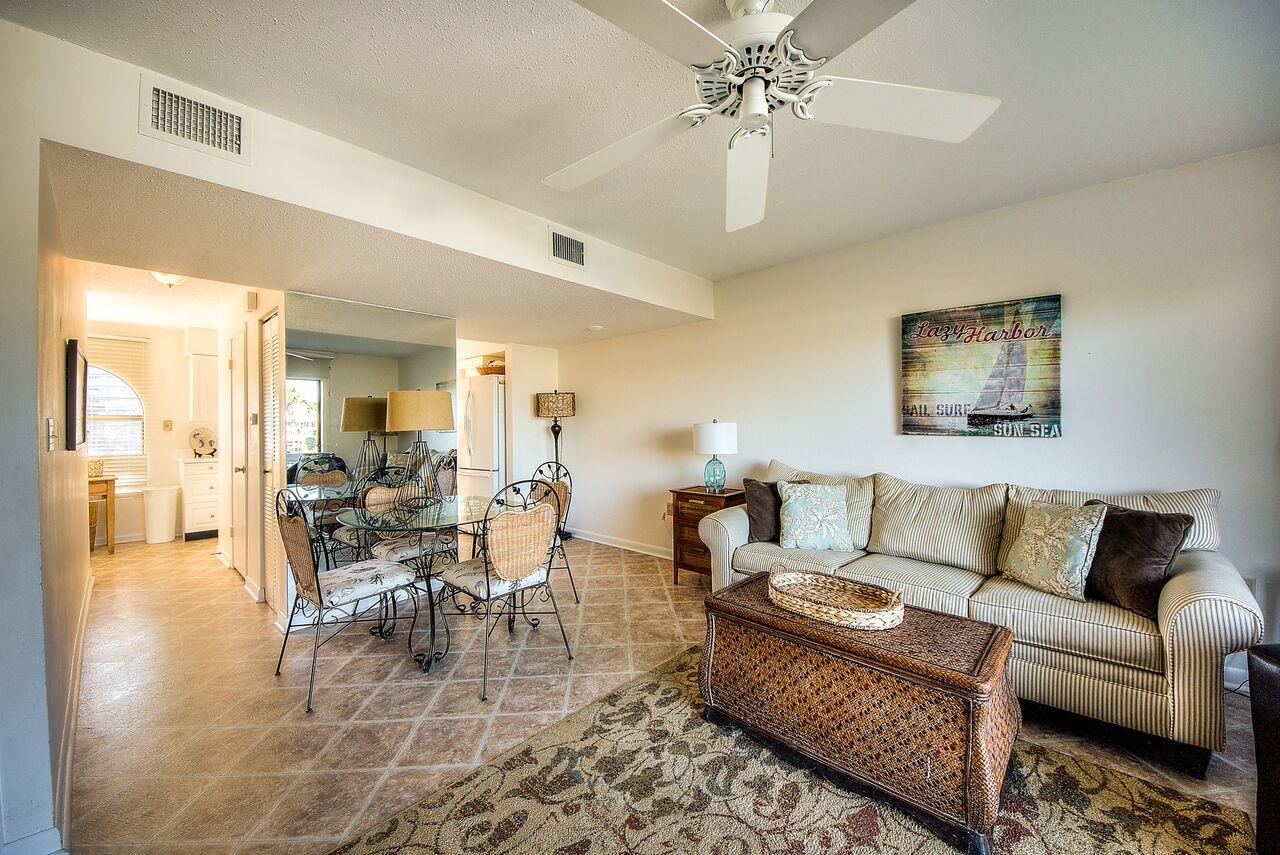 ISLA BLANCA T/H - Residential