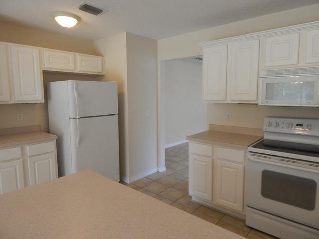 TOWN OF VILLA TASO - Residential