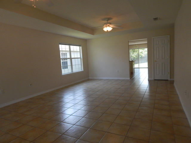 TOWN OF VILLA TASO - Residential