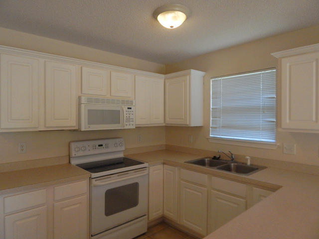 TOWN OF VILLA TASO - Residential