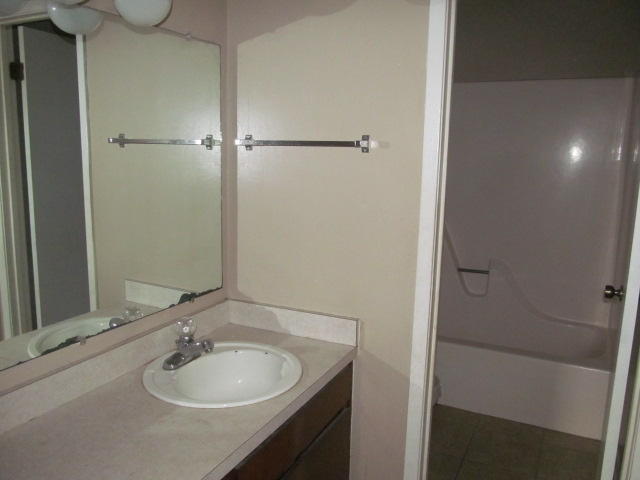 VICTORIA GARDENS - Residential