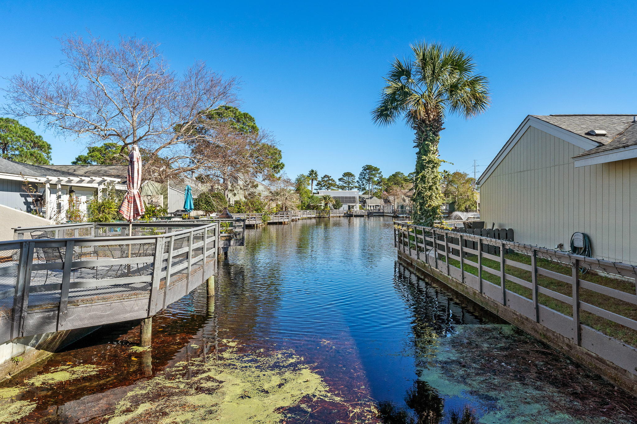 LINKSIDE VILLAGE UNIT 1 - Residential