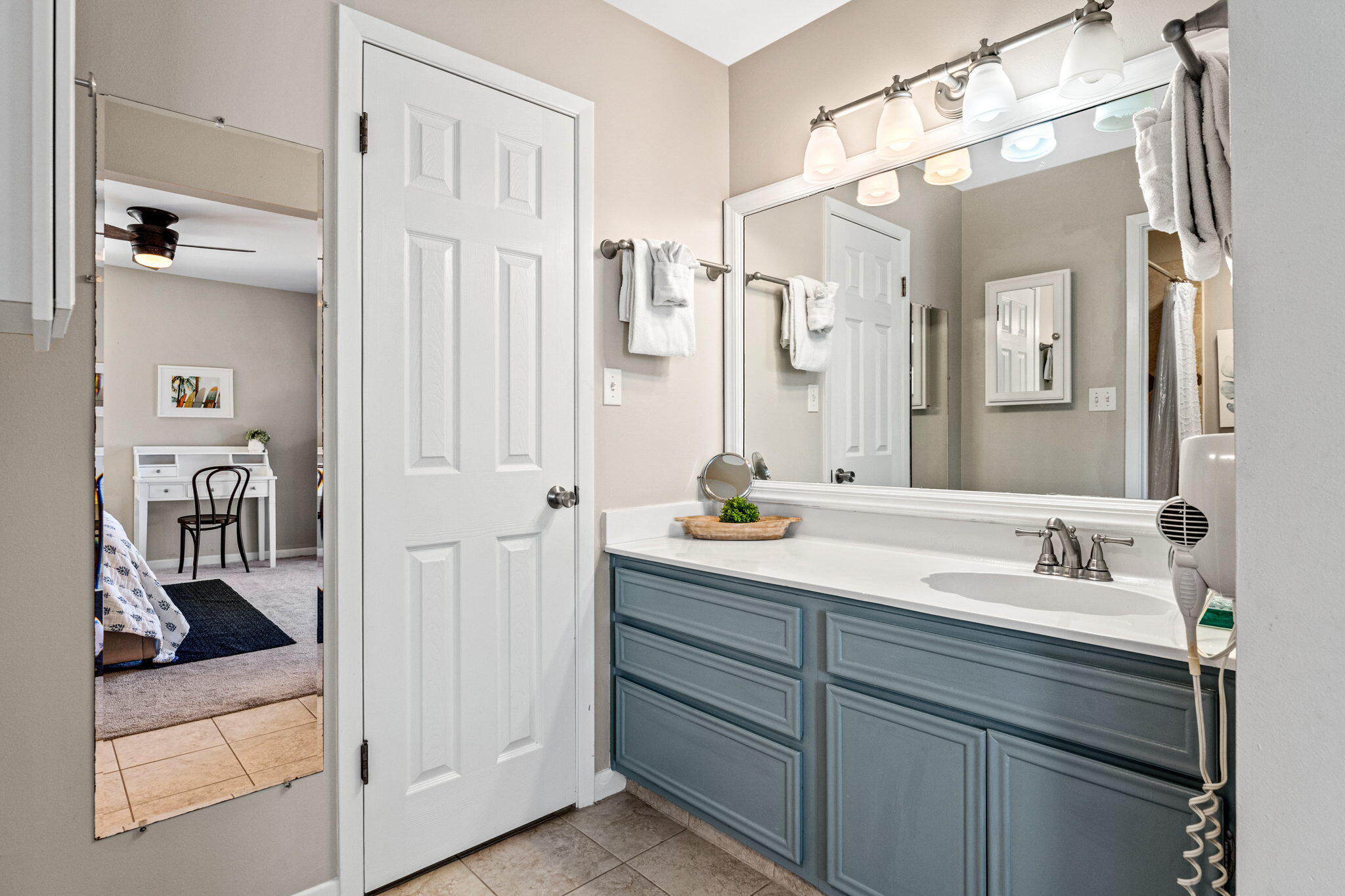 LINKSIDE VILLAGE UNIT 1 - Residential