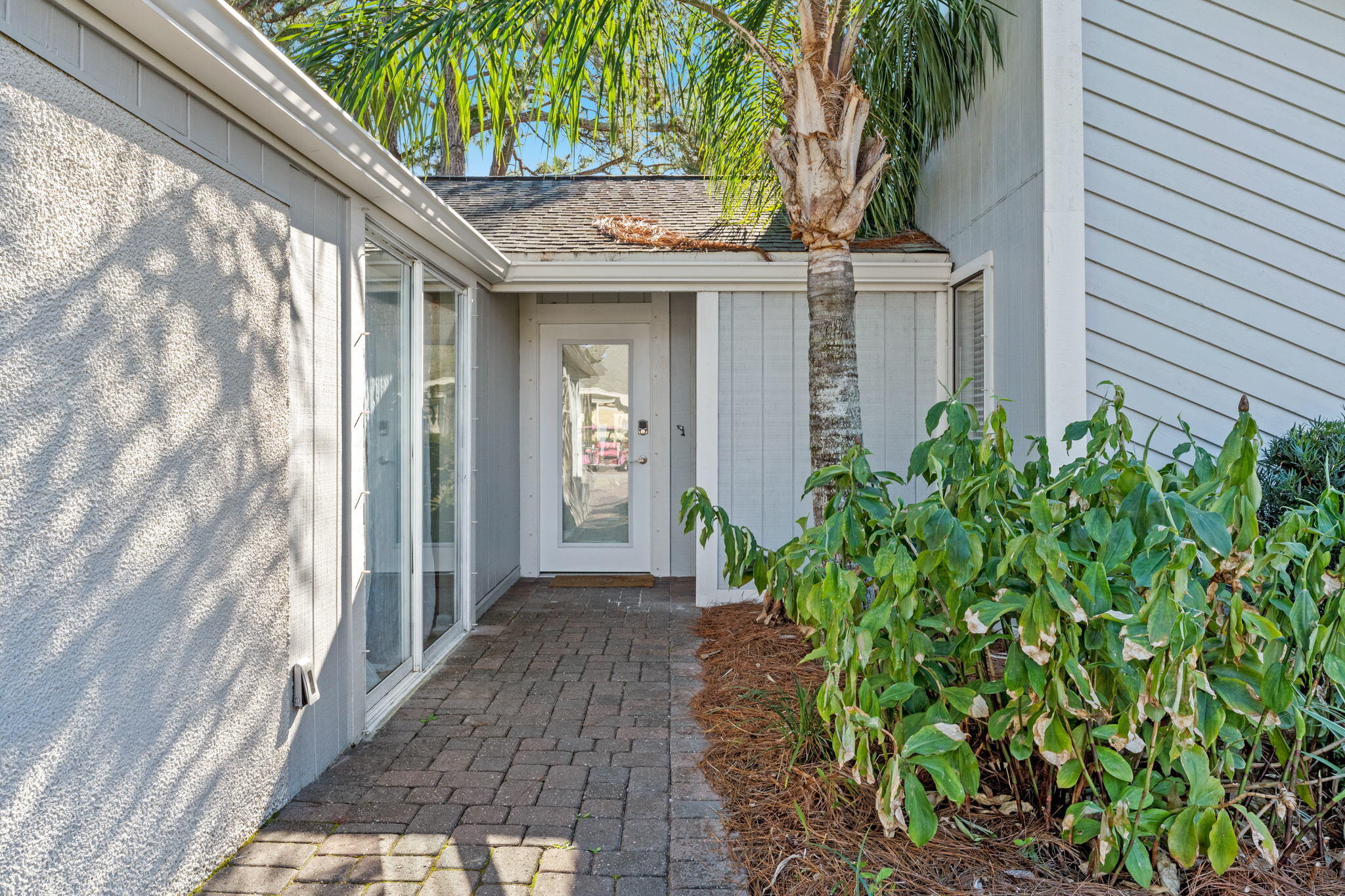 LINKSIDE VILLAGE UNIT 1 - Residential