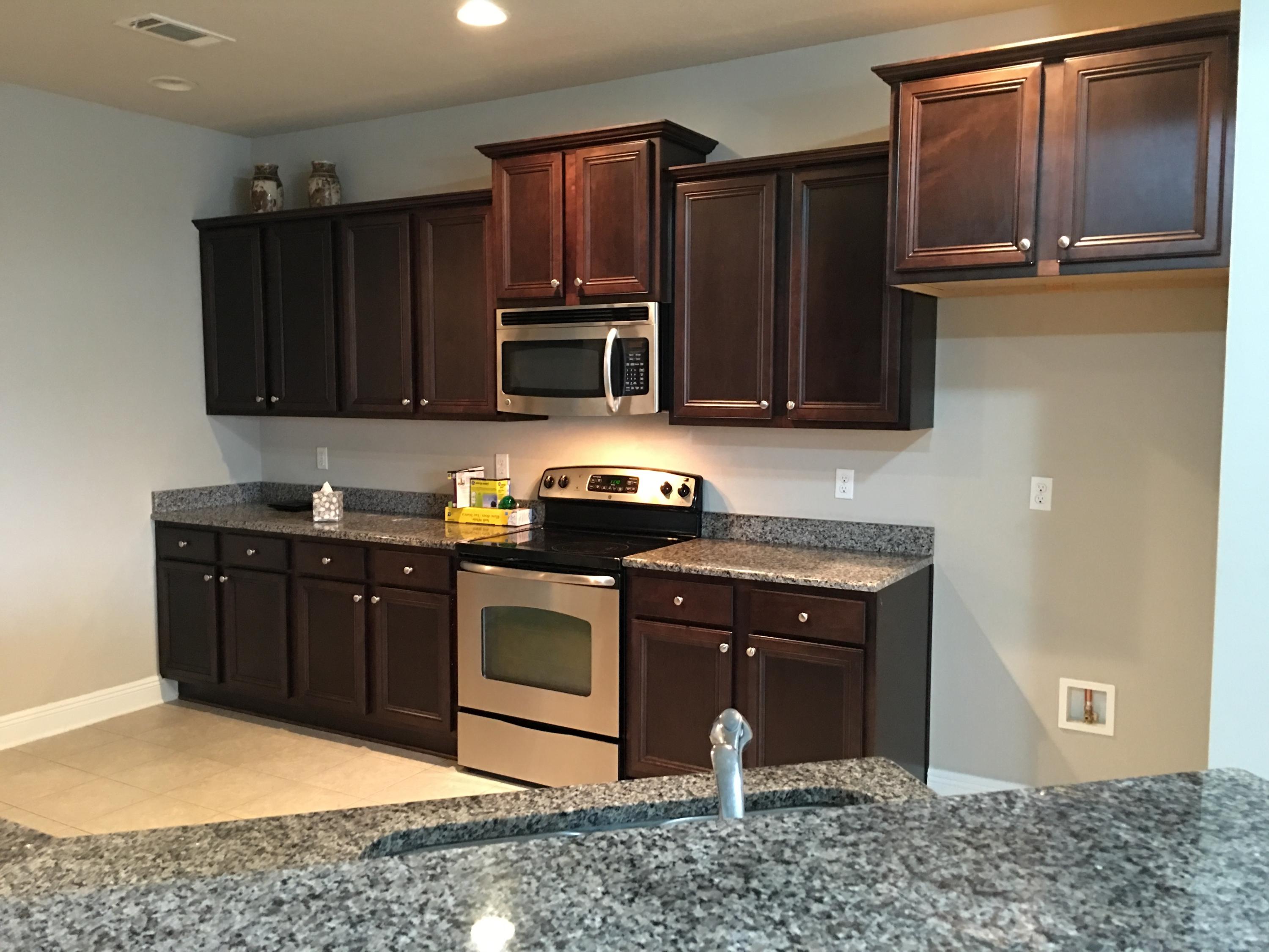 FOX VALLEY - Residential