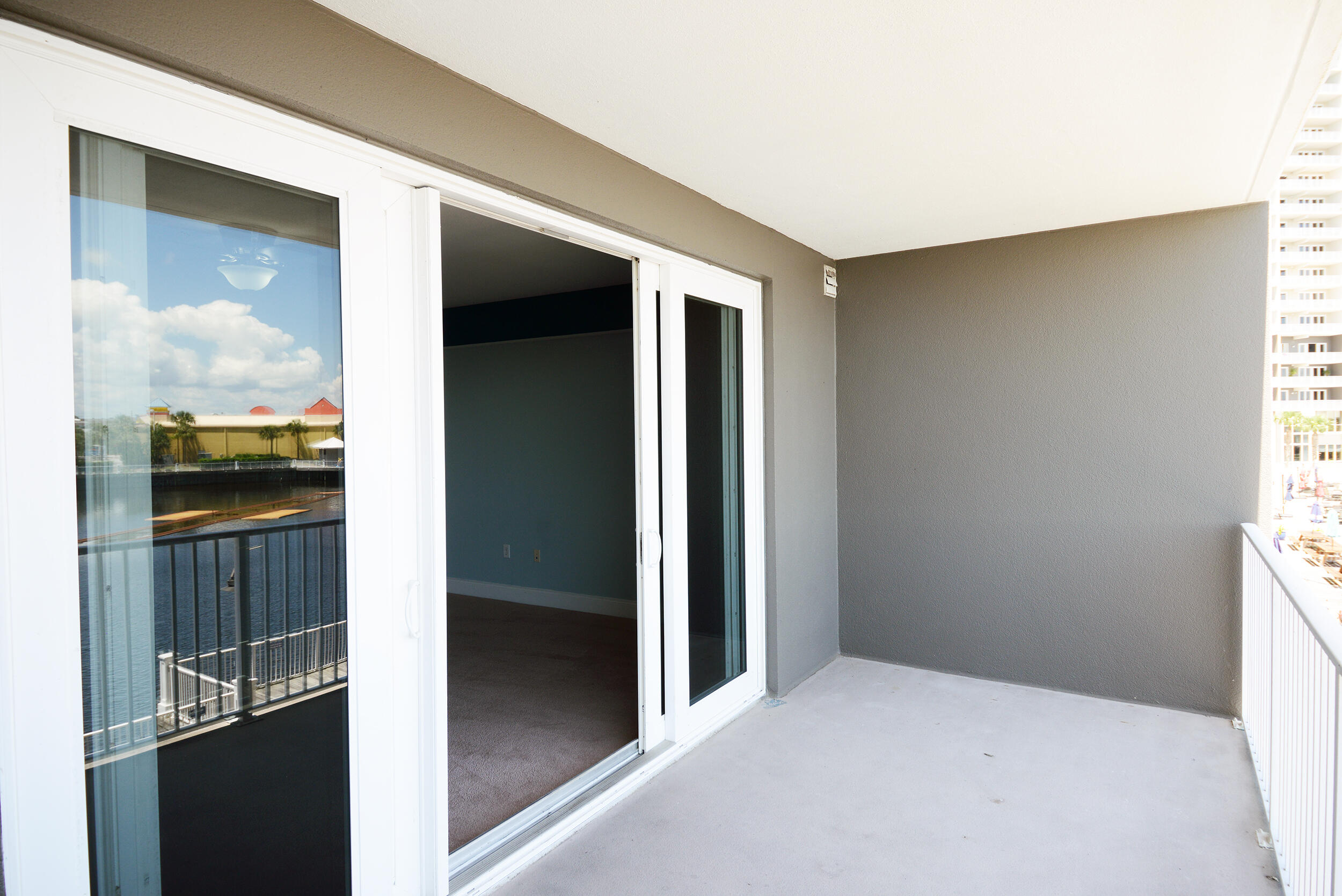 Laketown Wharf - Residential