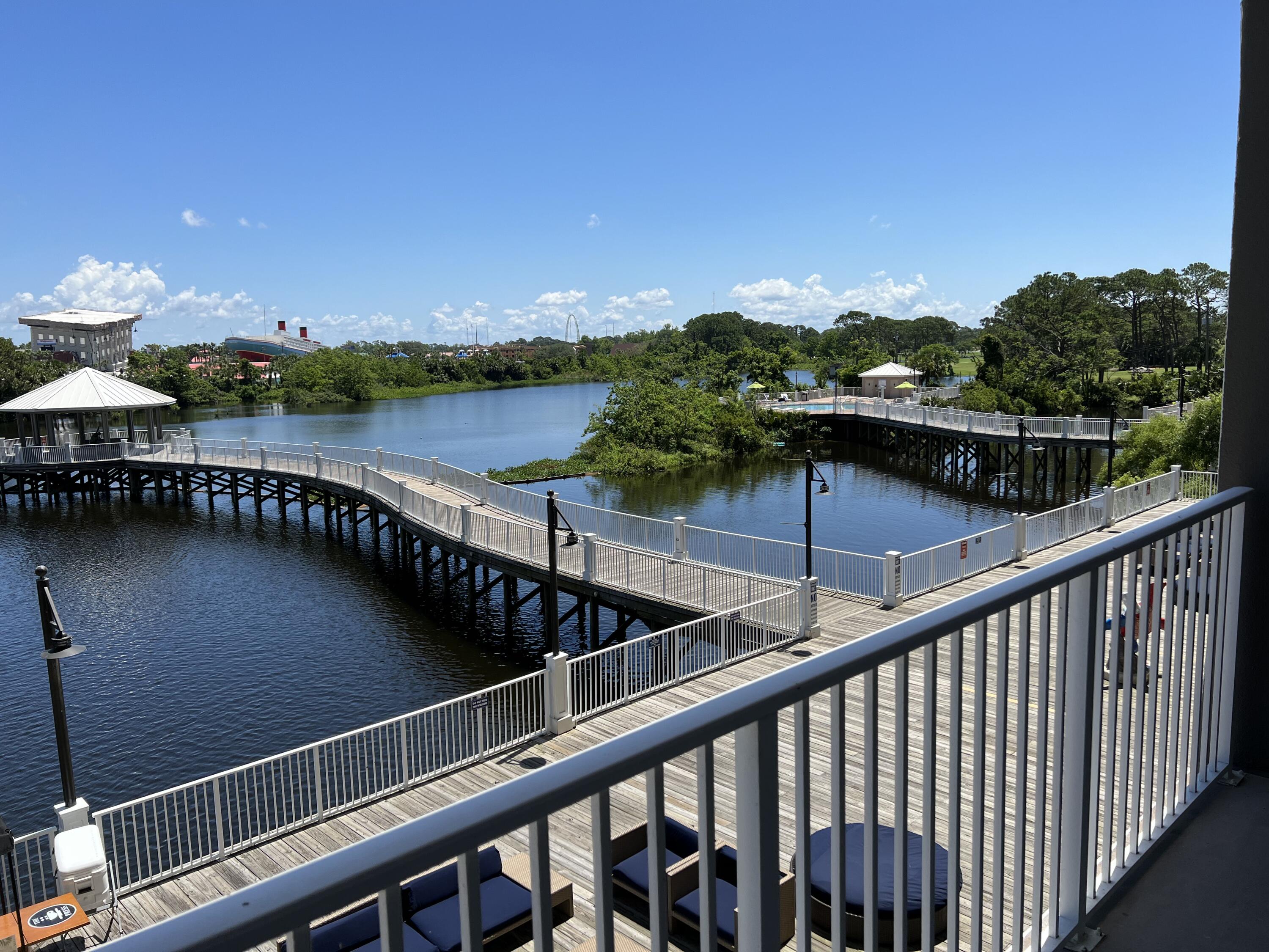 Laketown Wharf - Residential