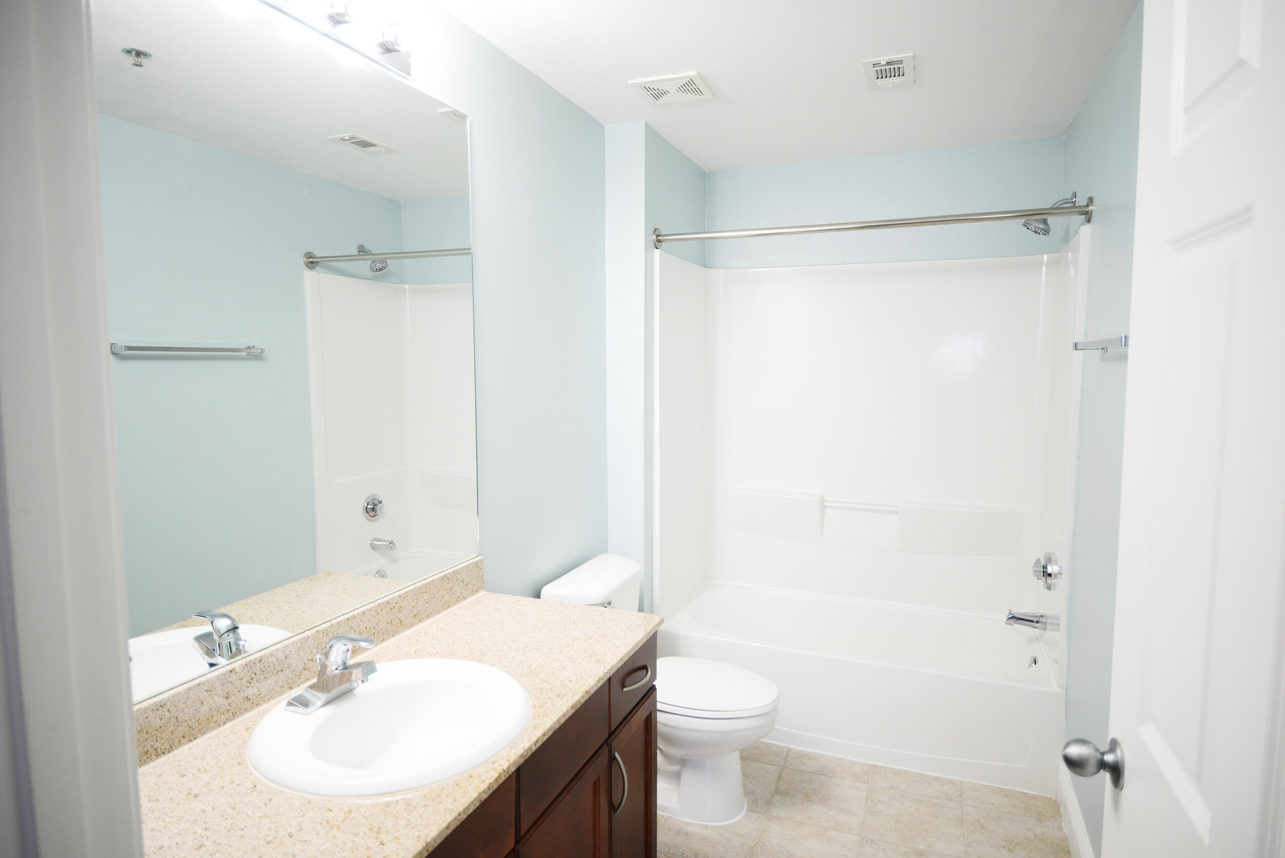 Laketown Wharf - Residential