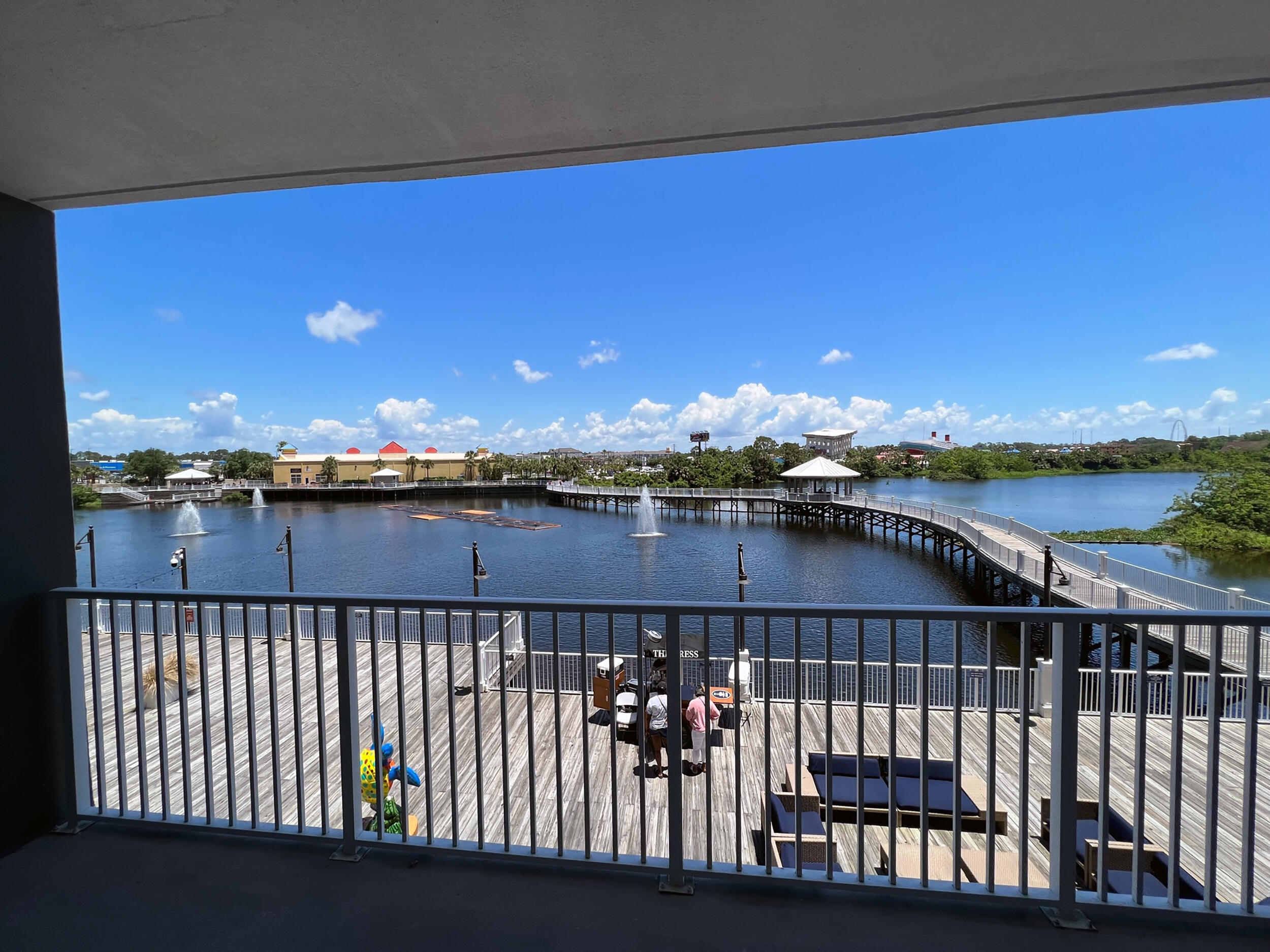 Laketown Wharf - Residential