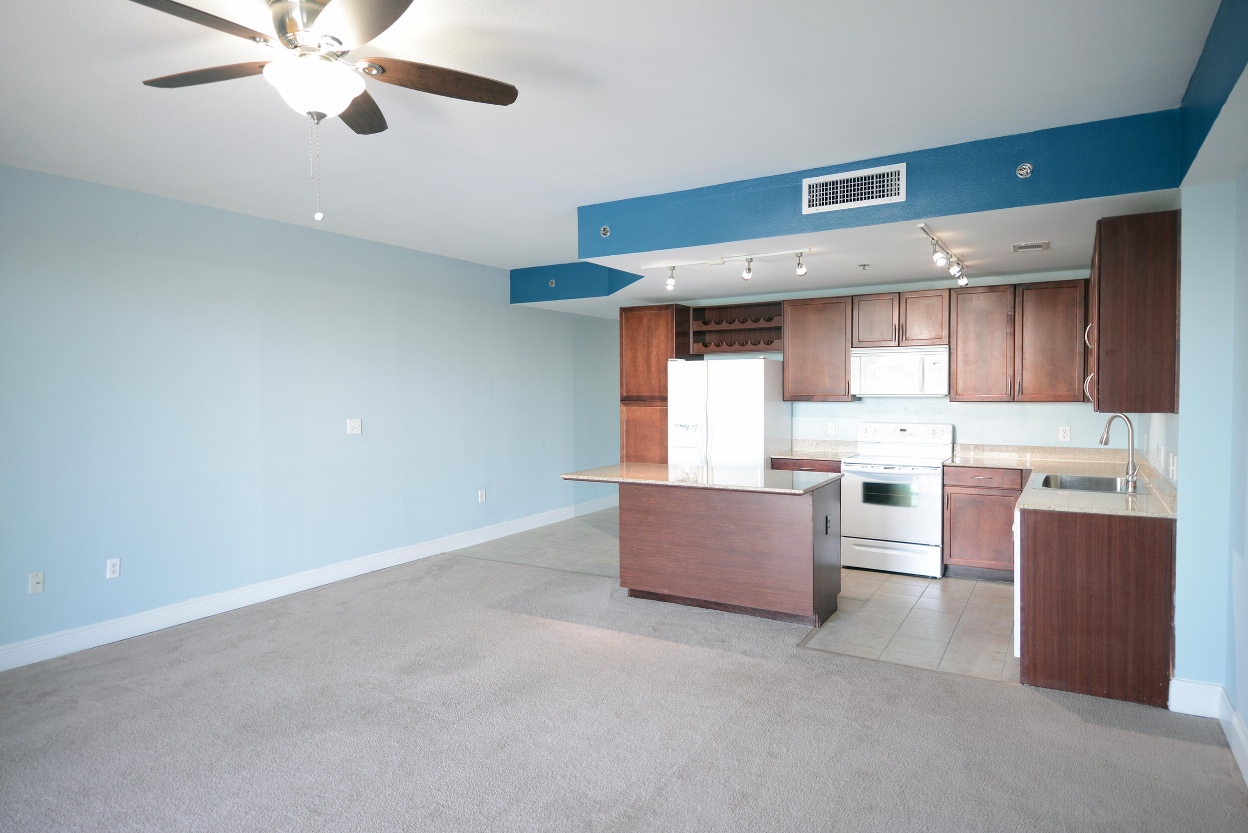 Laketown Wharf - Residential