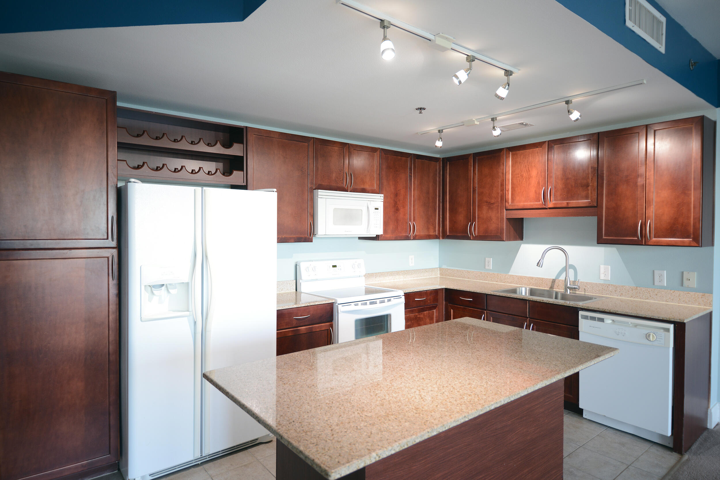 Laketown Wharf - Residential