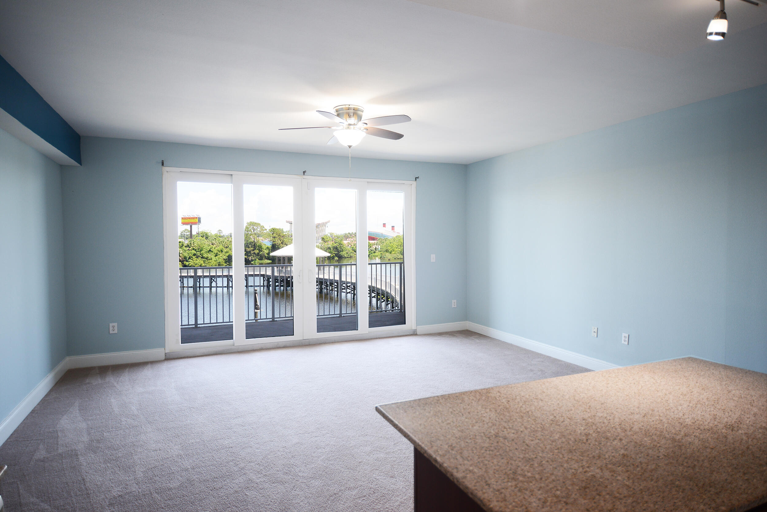 Laketown Wharf - Residential