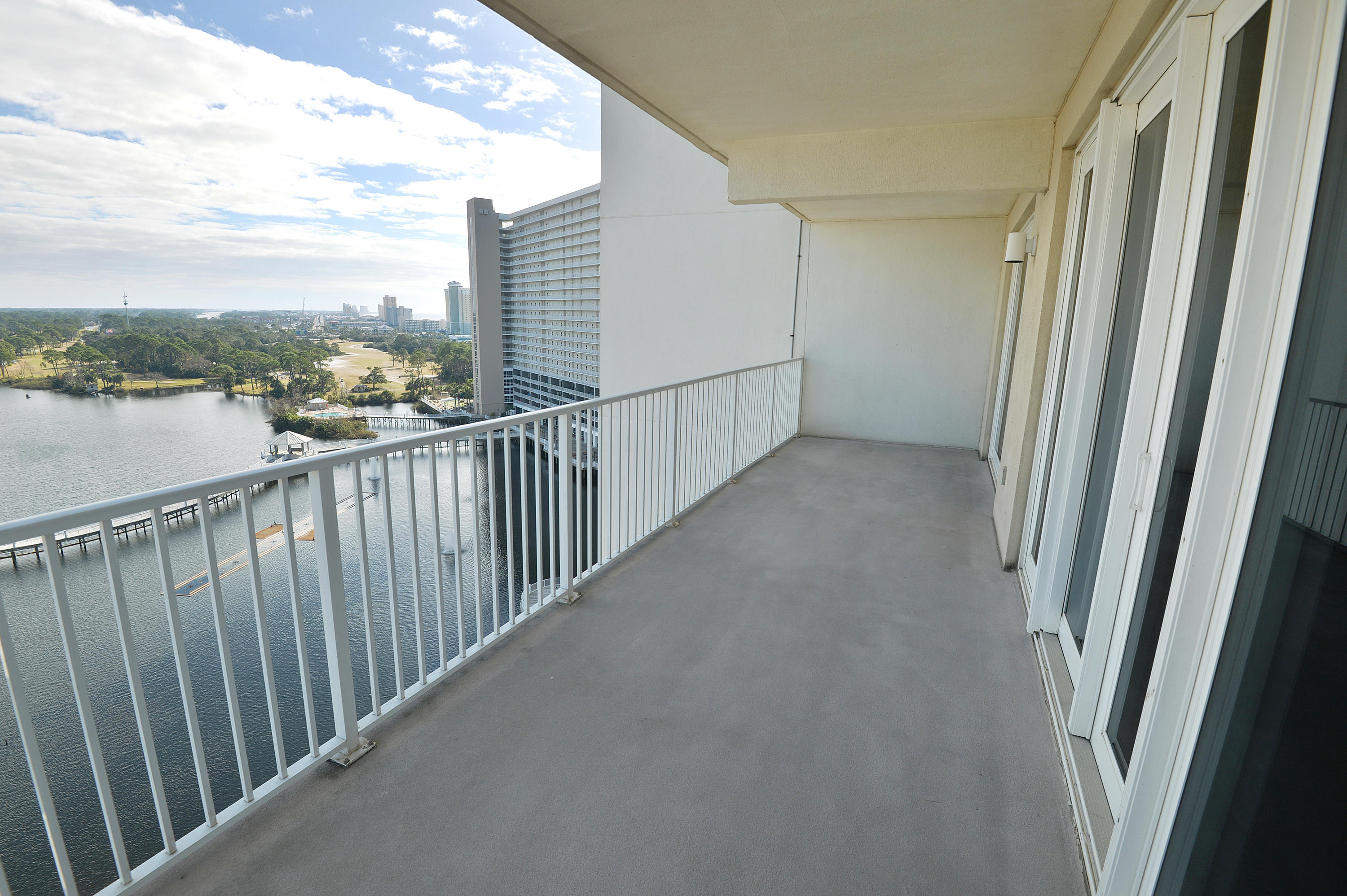 Laketown Wharf - Residential