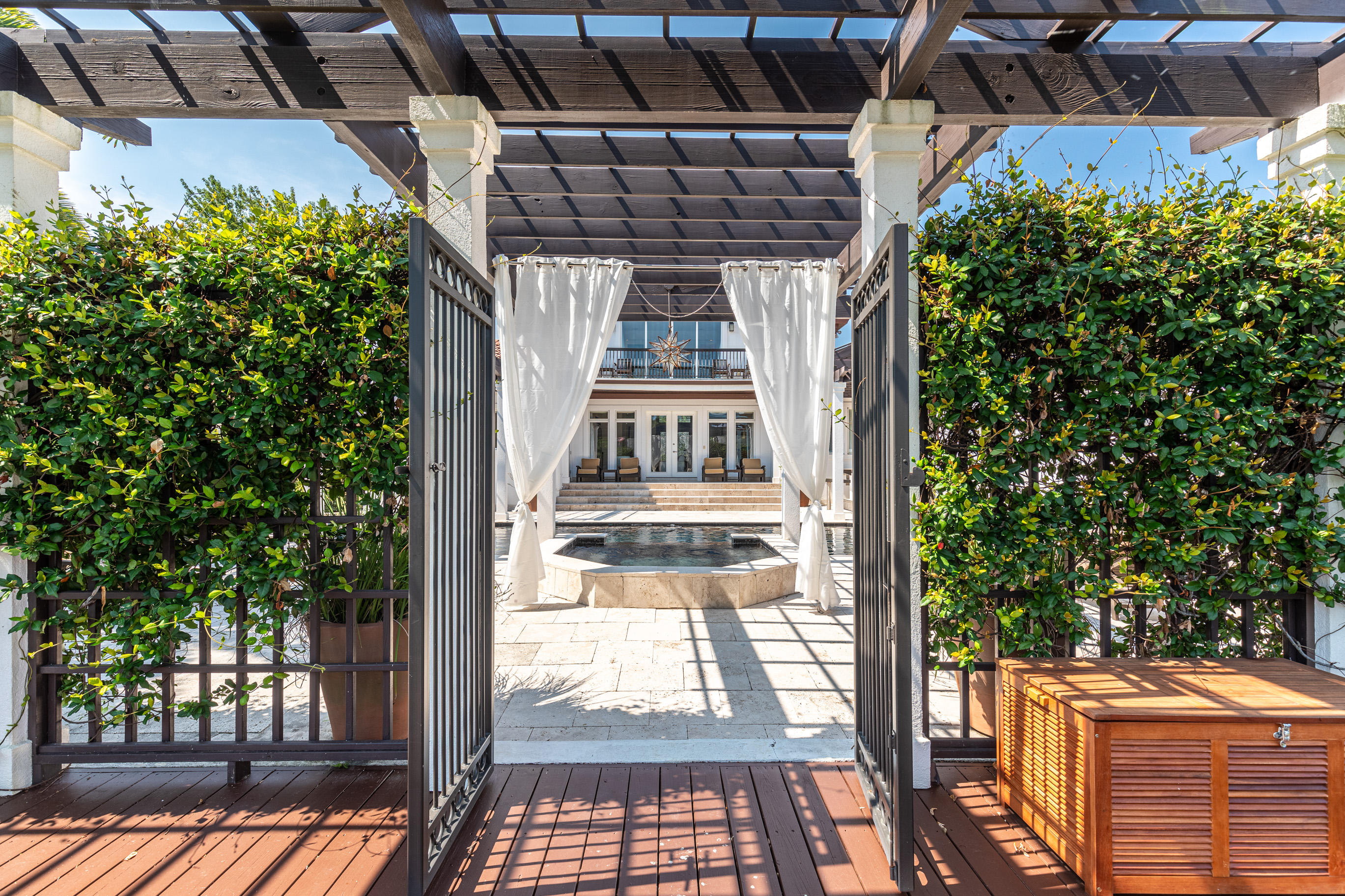 INDIAN BAYOU - Residential