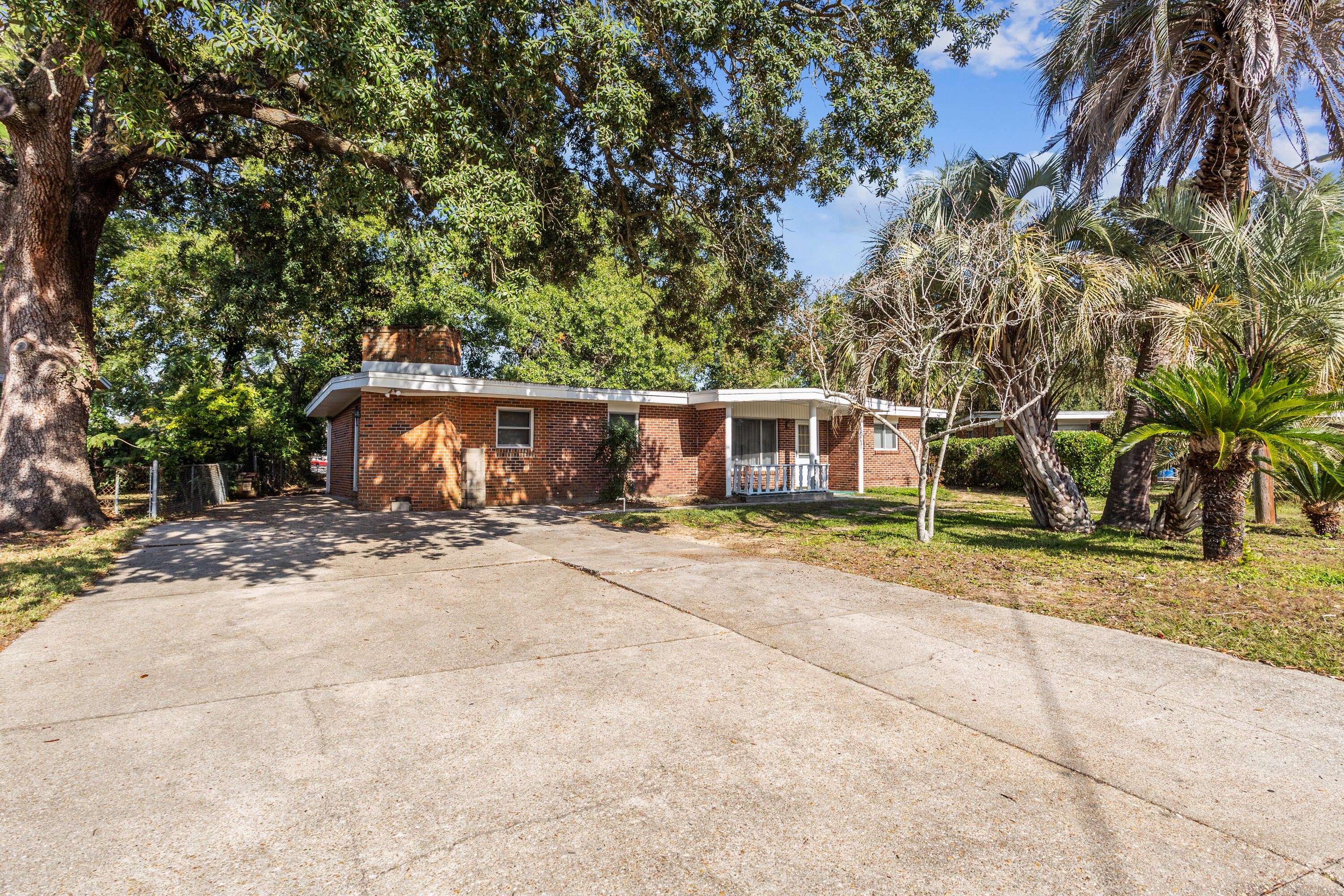 This charming, 3 bedroom, 2 bathroom, brick, ranch style home in Northeast Pensacola is situated on a 0.19 acre lot in a cul de sac. Conveniently located just minutes from I-10, shopping, restaurants, and more! Split floor plan with the kitchen in the center of the home, LVP flooring throughout, indoor utility closet with washer/dryer hookup, newer roof (2022), newer HVAC (2022). Schedule a showing today!