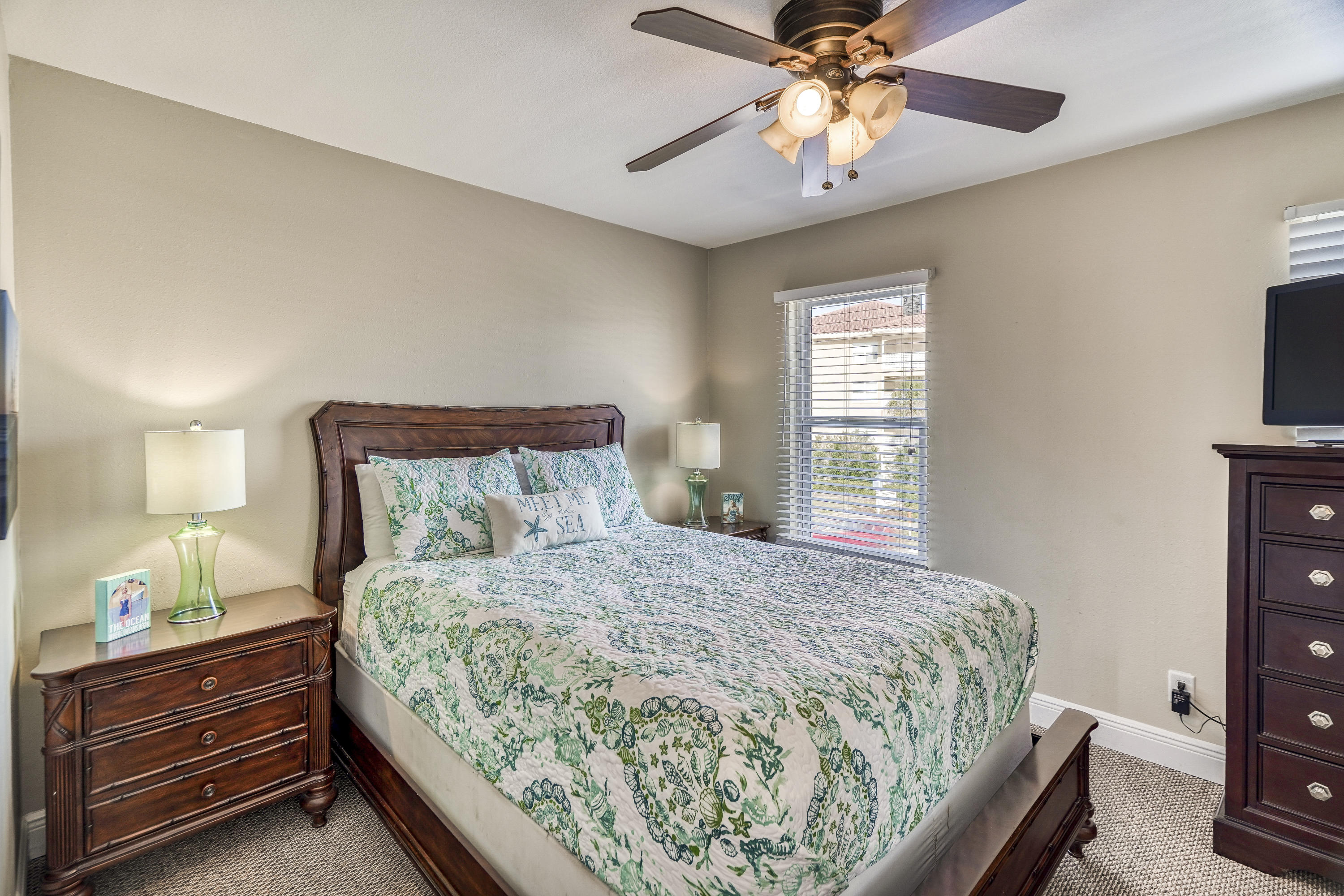 SANDDOLLAR TOWNHOMES - Residential