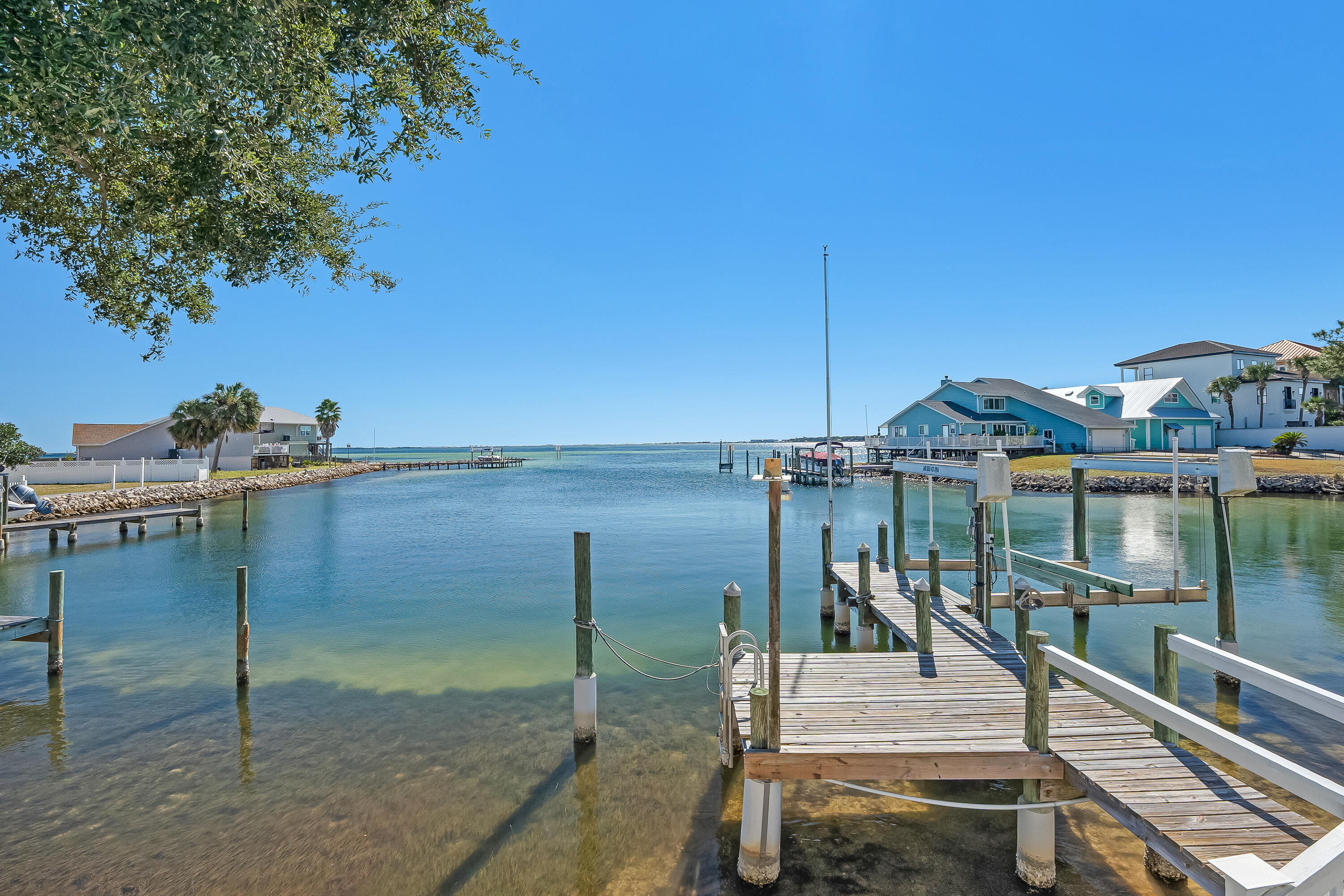 BAL HARBOUR OF SHALIMAR - Residential