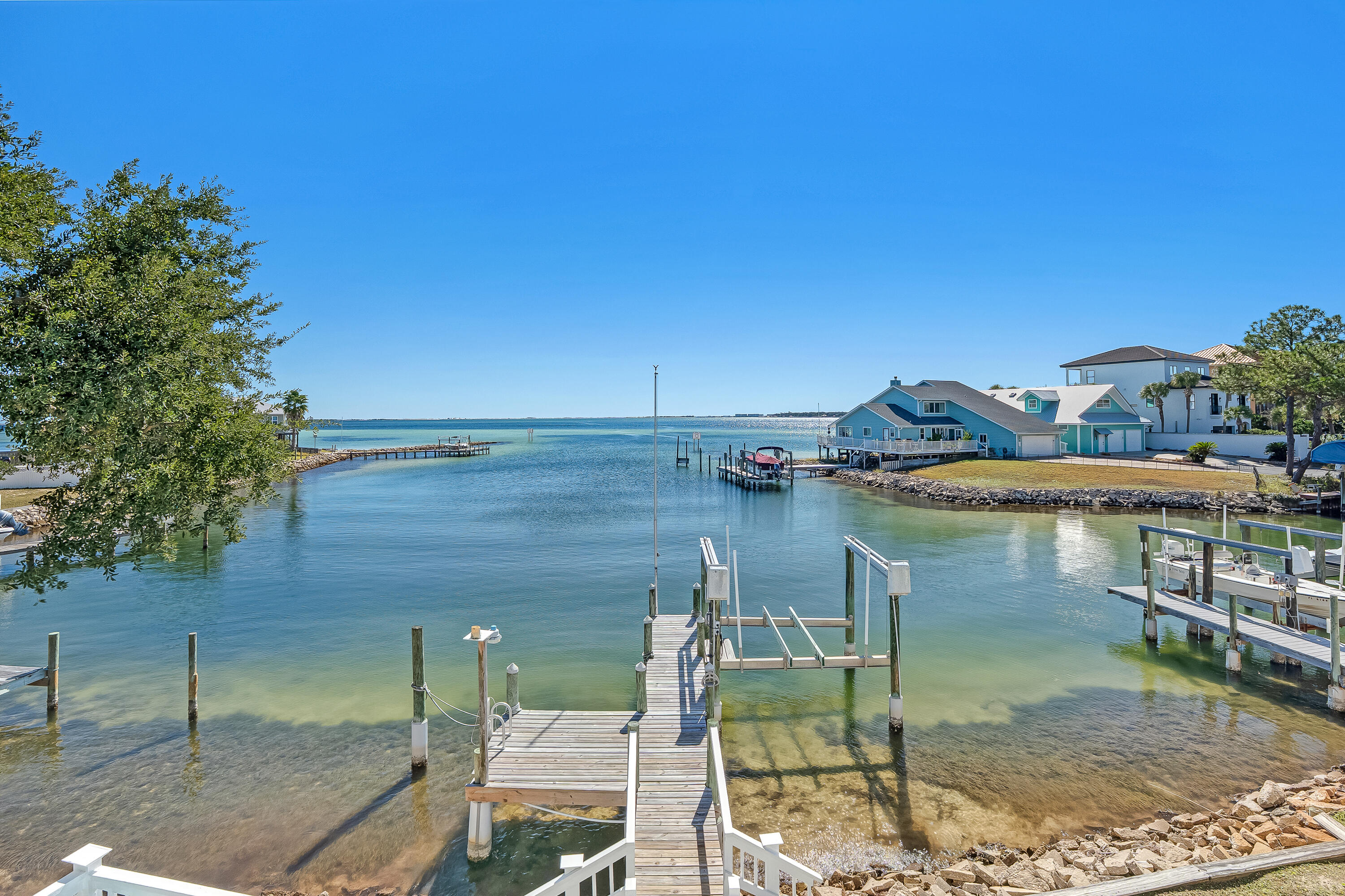 BAL HARBOUR OF SHALIMAR - Residential