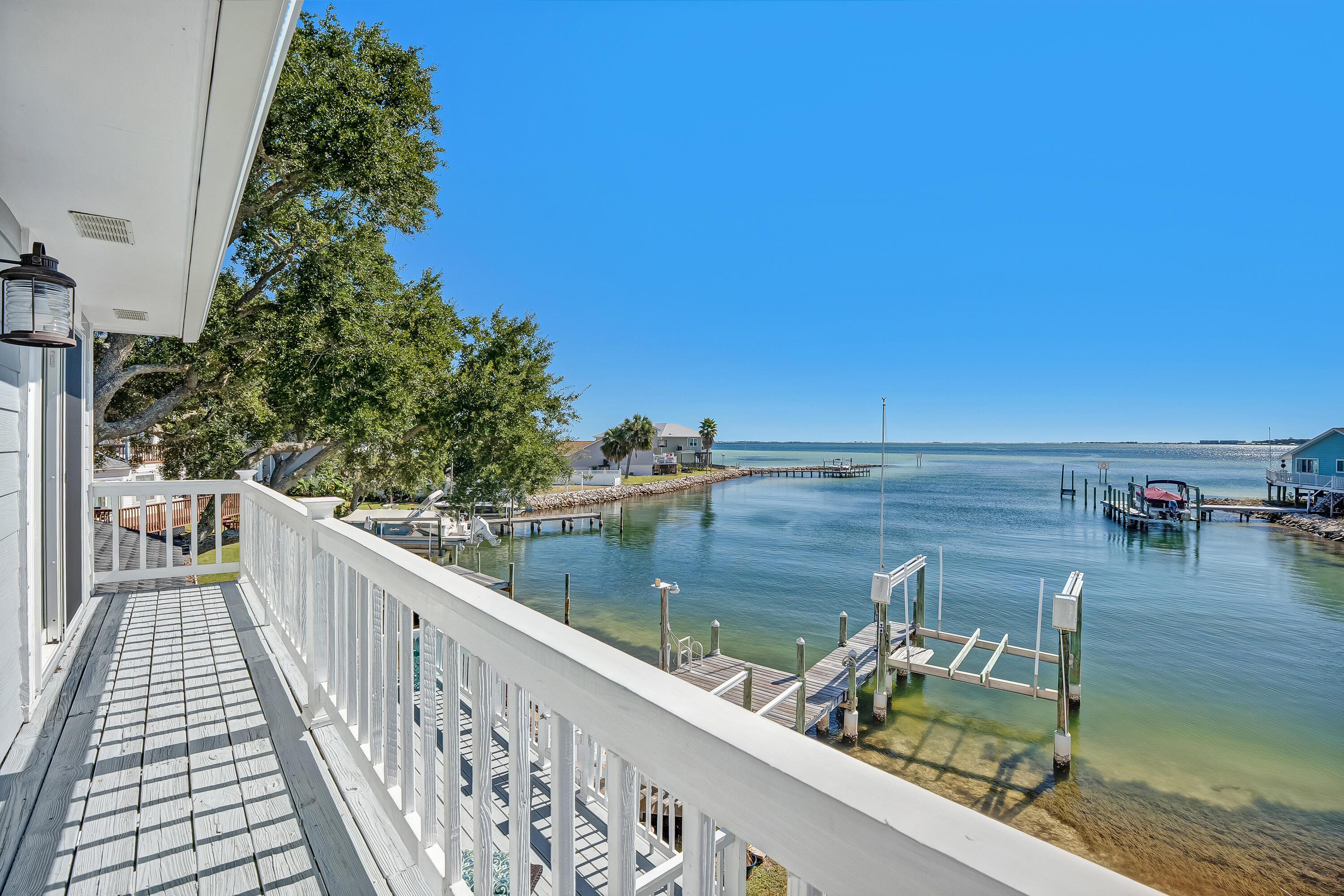 BAL HARBOUR OF SHALIMAR - Residential