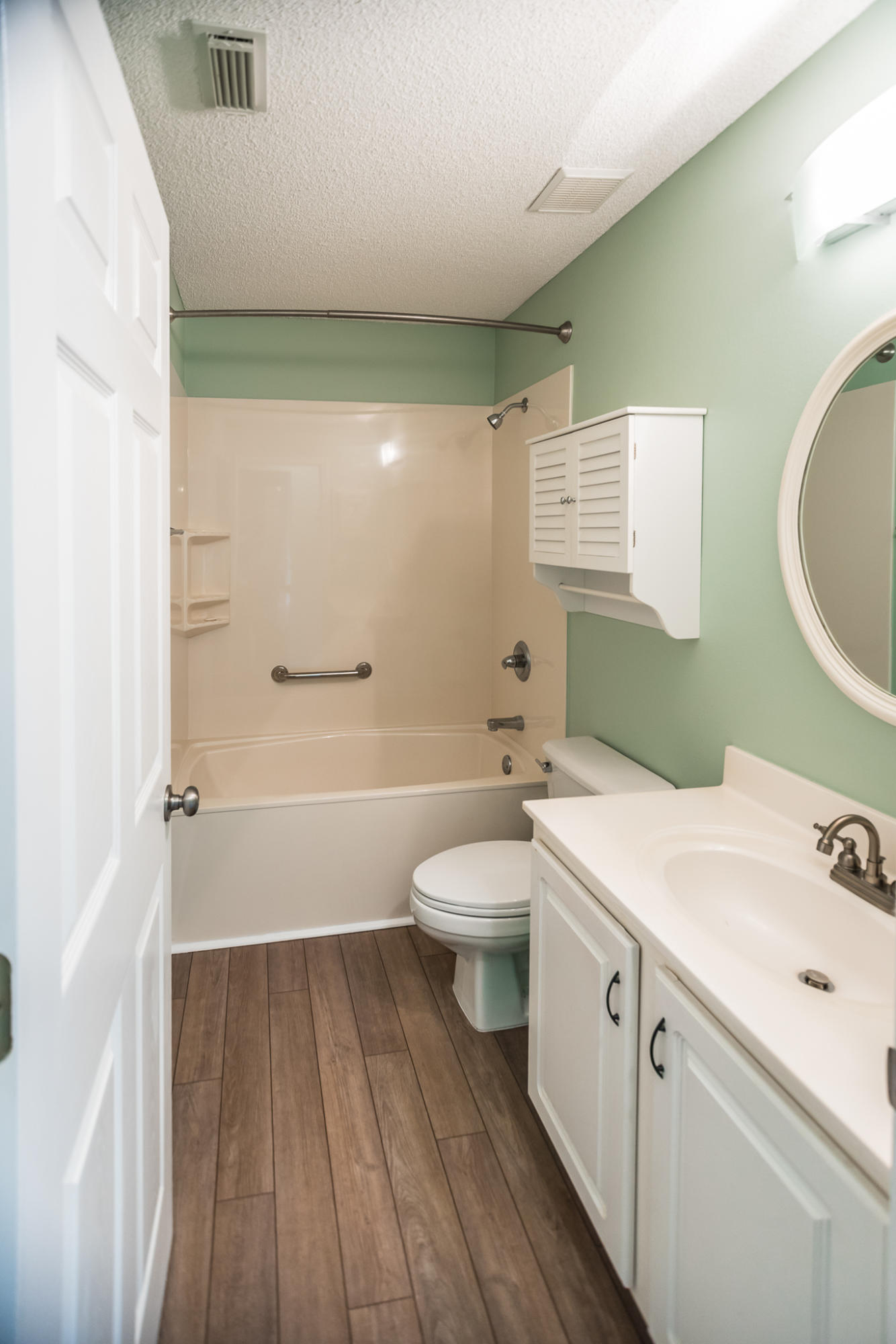 INDIAN WOODS - Residential