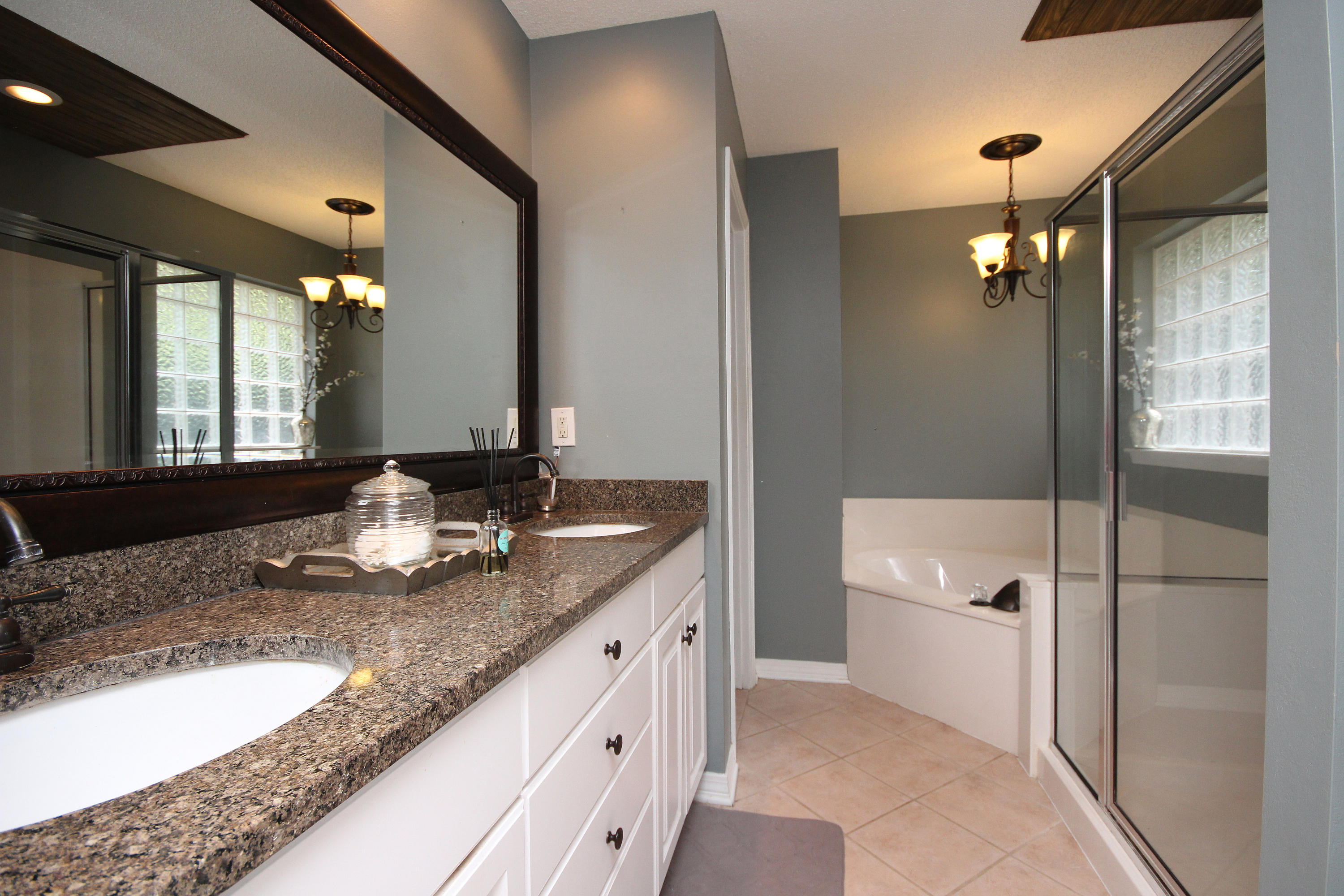 BAY BRIDGE LANDING - Residential