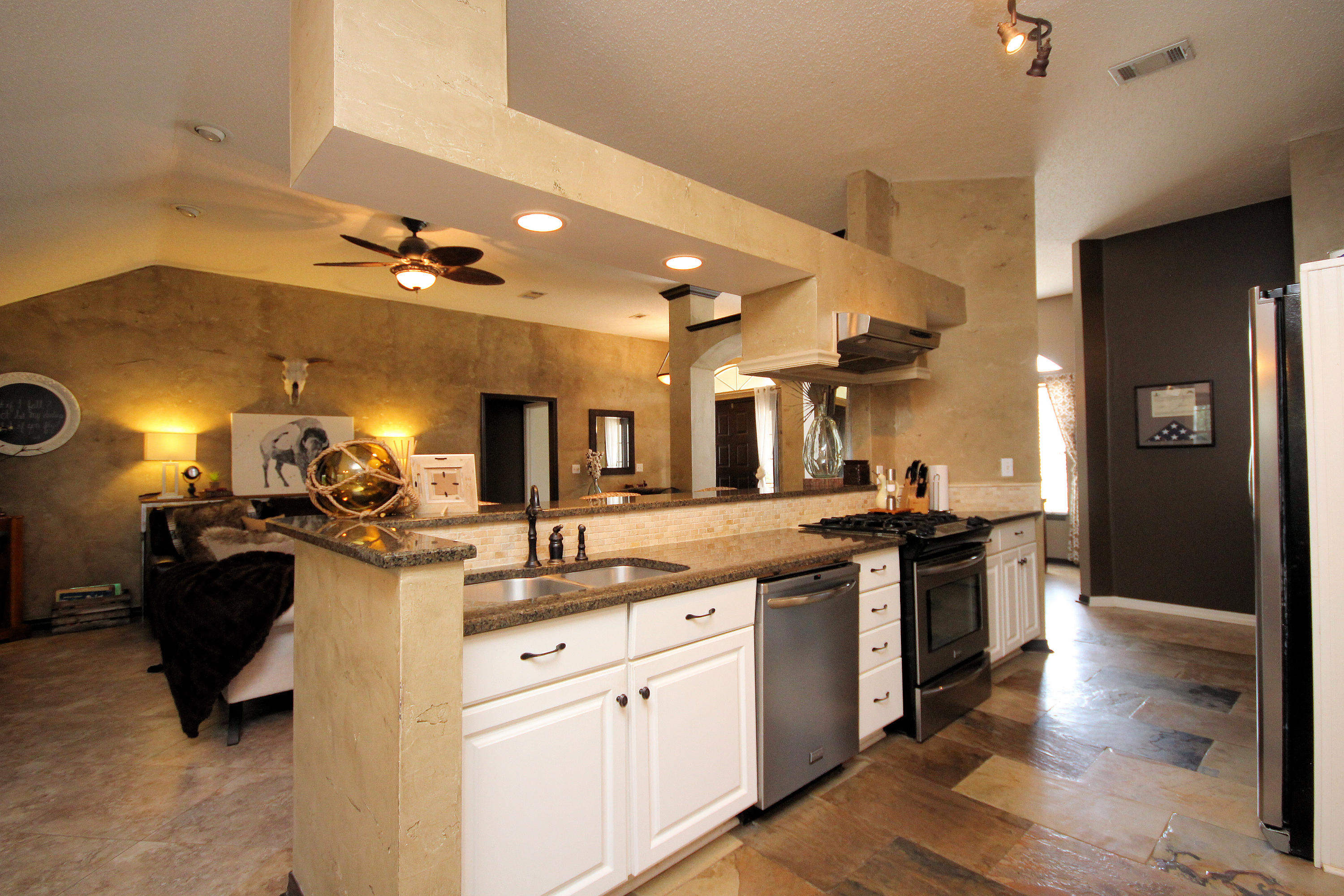 BAY BRIDGE LANDING - Residential