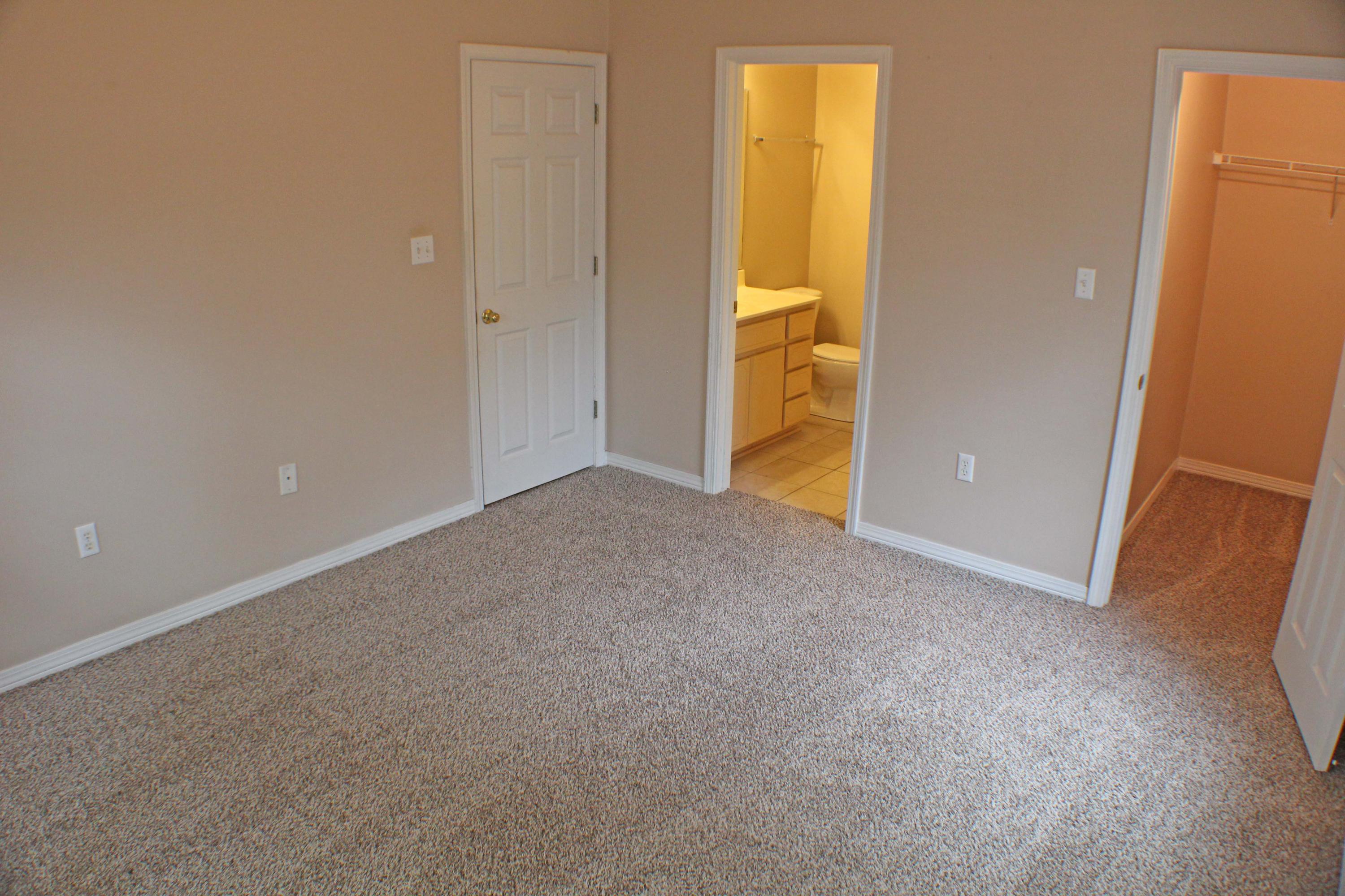 THE OAKS AT NICEVILLE - Residential