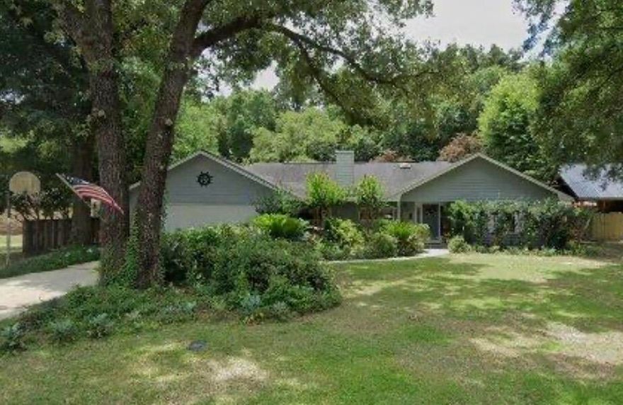 3 bedroom, 2 bathroom home with 1,538 sq ft of living space on nearly half an acre in a quiet Milton cul-de-sac. The living room features vaulted ceilings, a fireplace, and large windows for natural light. Outside you'll find a screened in-ground pool with a recently replaced pump (2025). The water heater is about 2 years old. Hot tub is non-functional and sold as-is.The property is being sold as-is and will need updates including a new roof, paint, and flooring. This is a great opportunity for investors, flippers, or buyers looking for value-add potential. Convenient location near I-10, shopping, schools, and NAS Whiting Field.