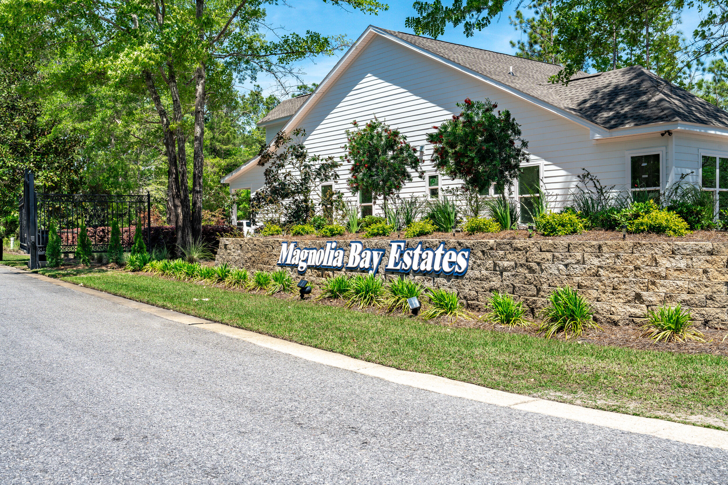 MAGNOLIA BAY ESTATES - Residential