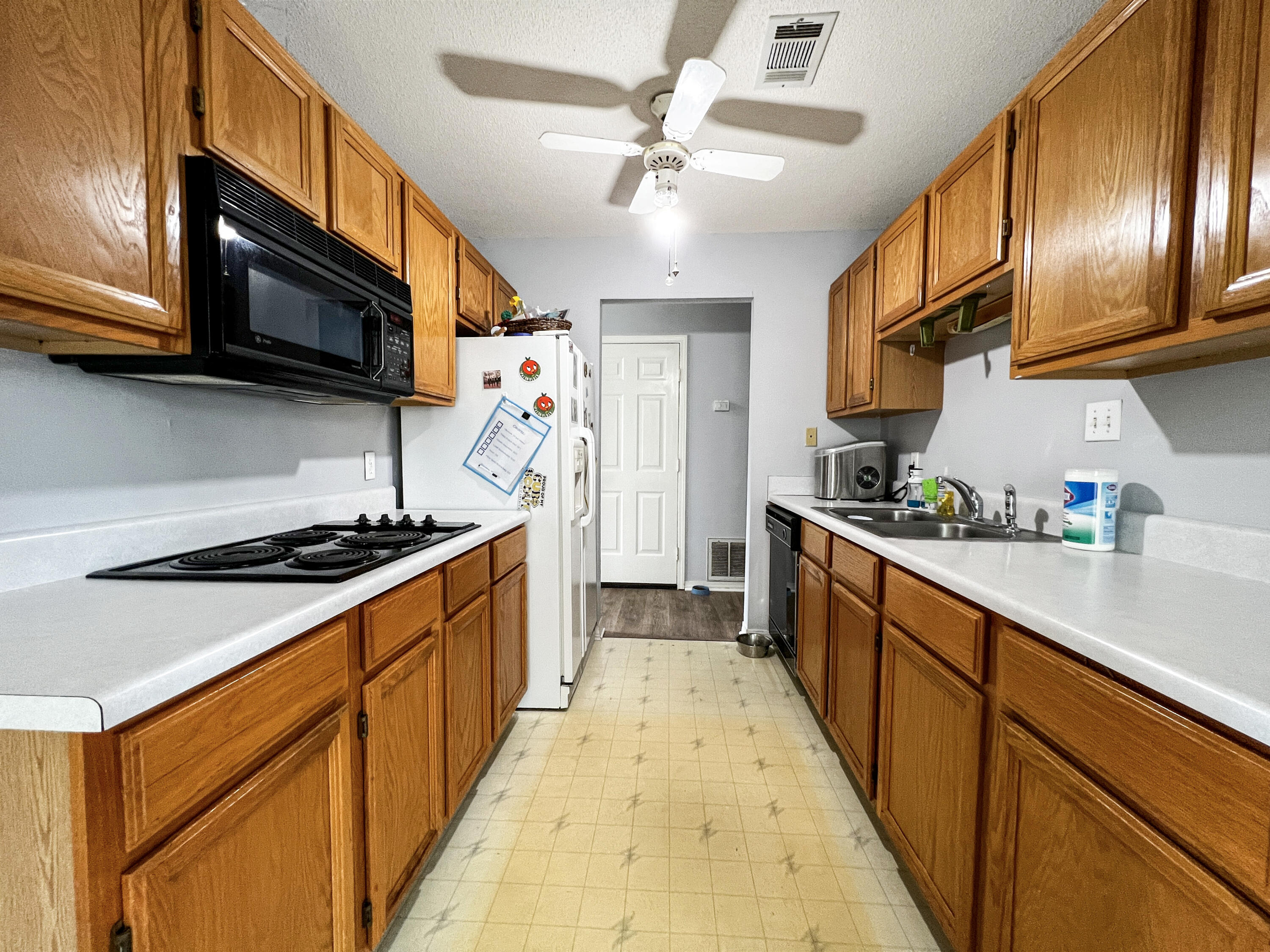 COVENTRY CORNERS - Residential