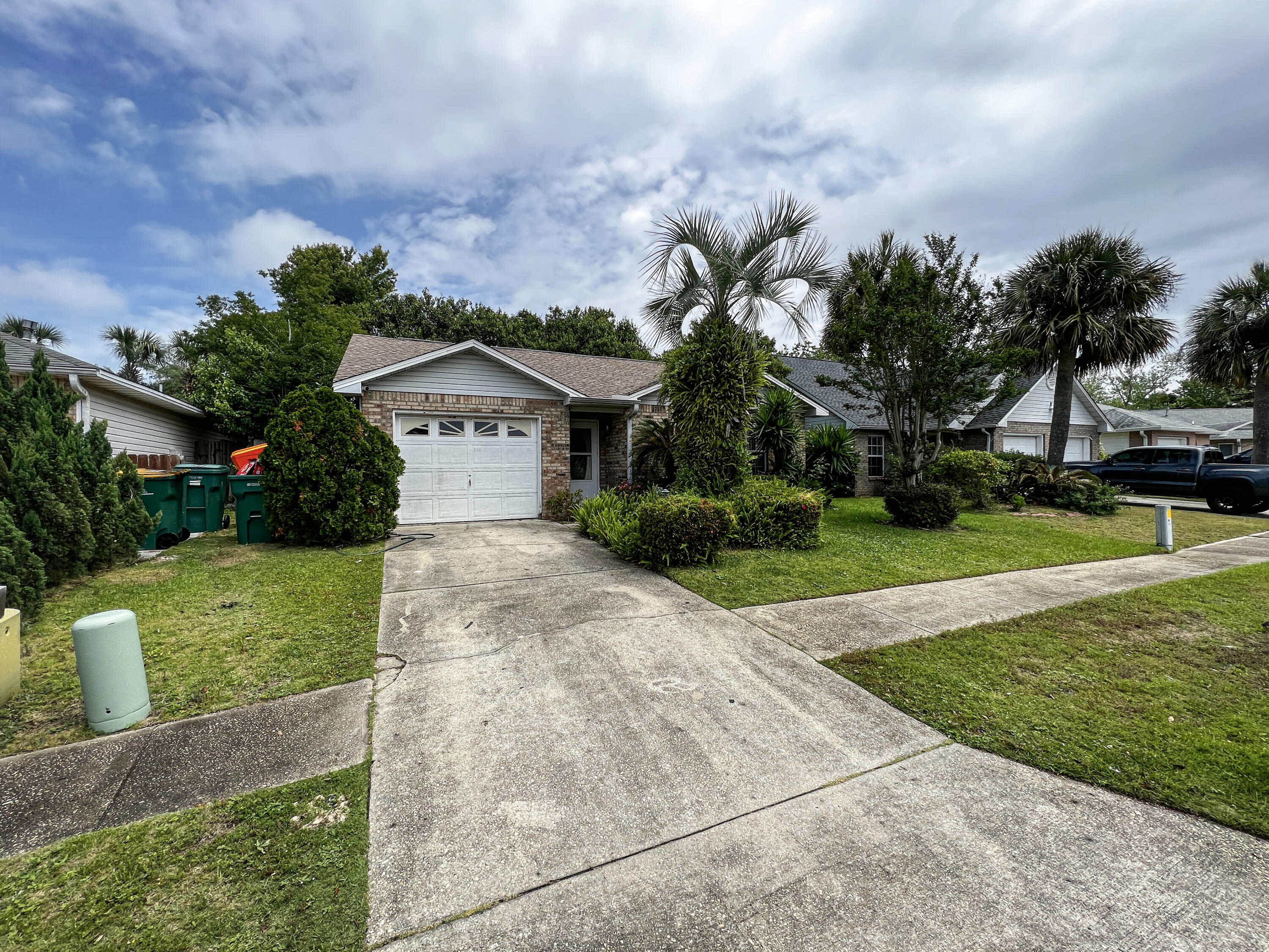 COVENTRY CORNERS - Residential