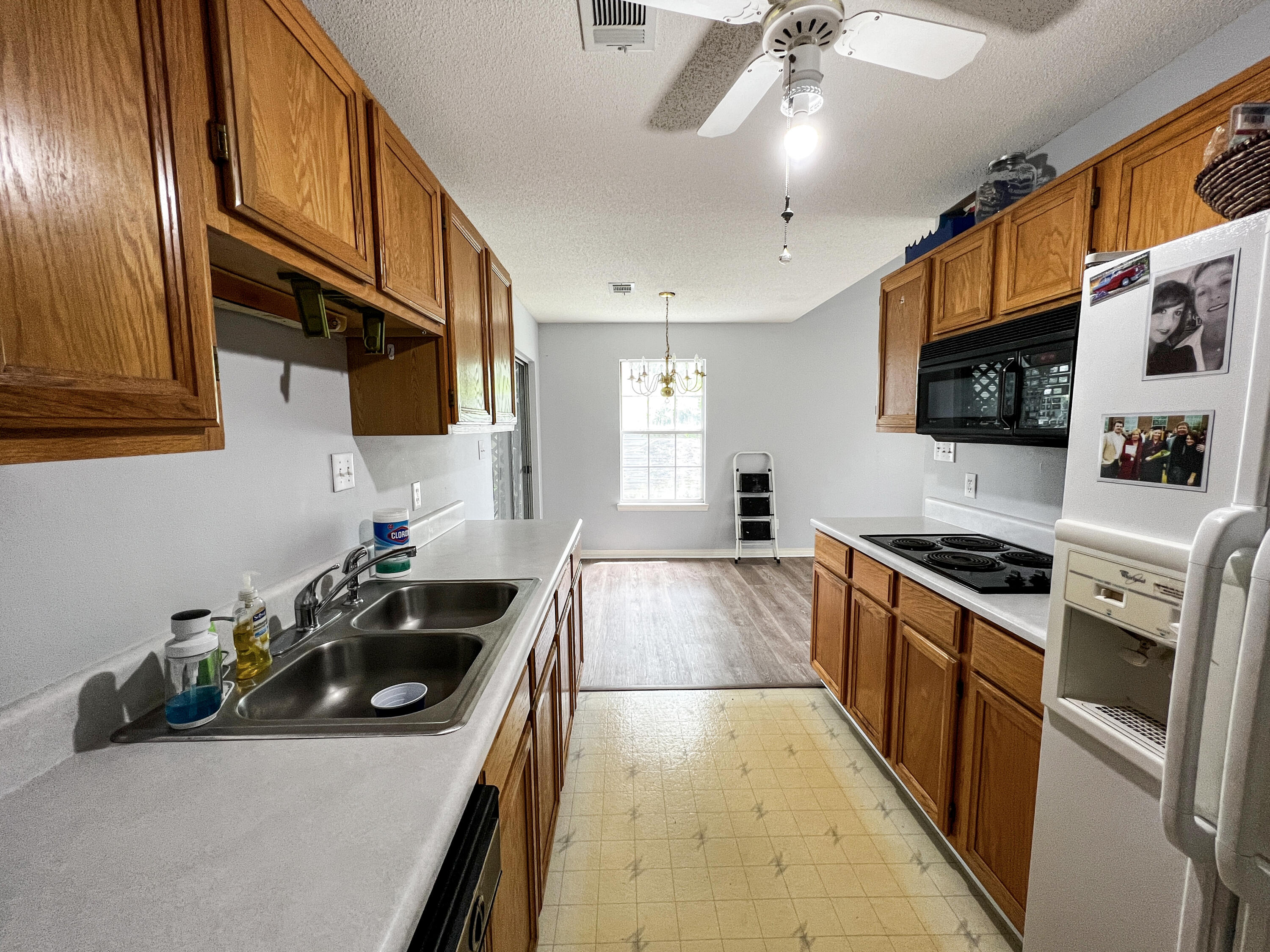 COVENTRY CORNERS - Residential